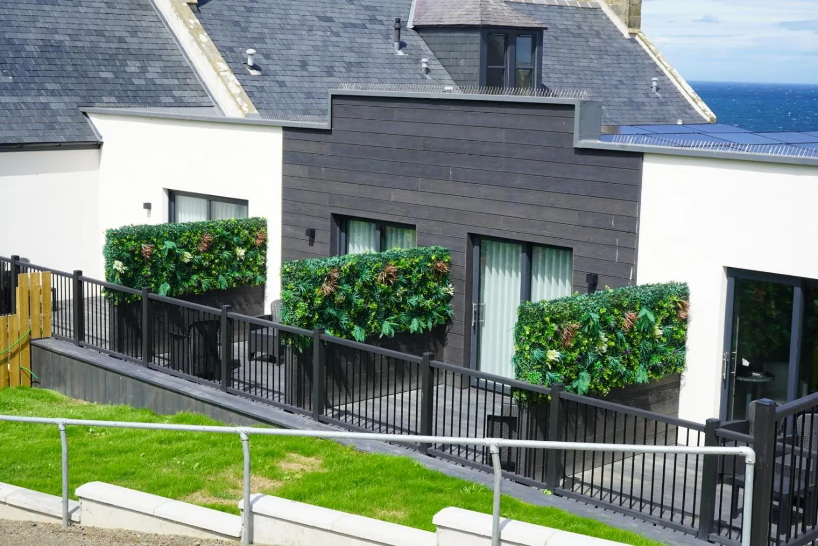 The Knowes Hotel & Restaurant