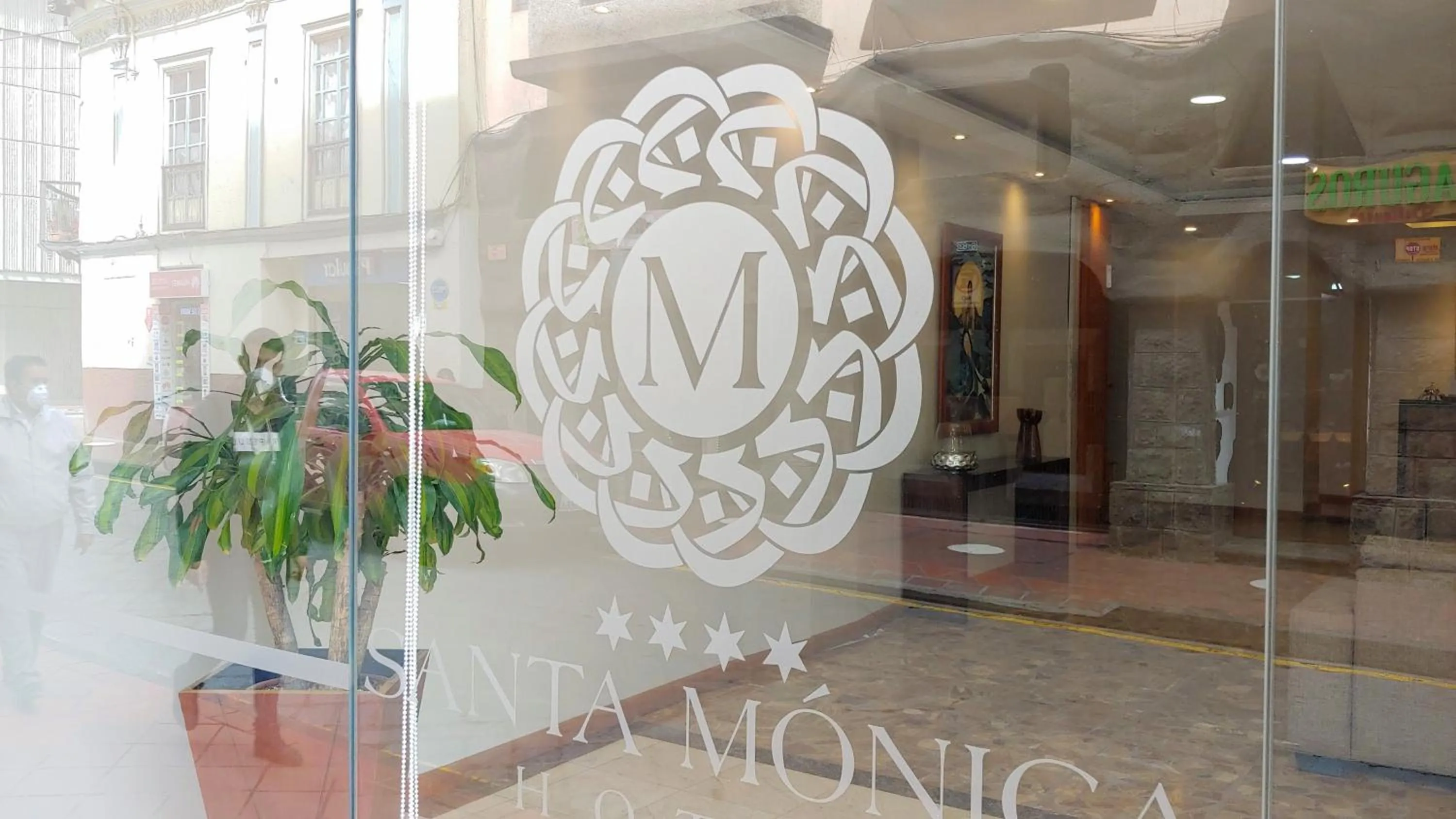 Property logo or sign in Hotel Santa Monica