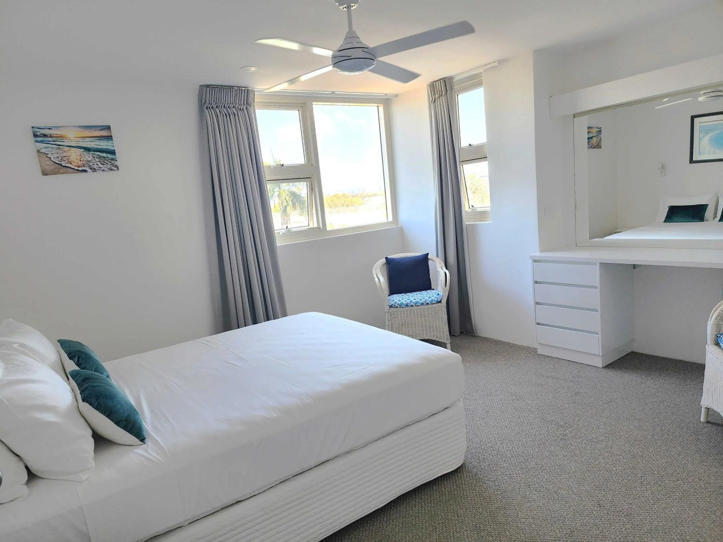 Bedroom, Bed in 84 The Spit Holiday Apartments