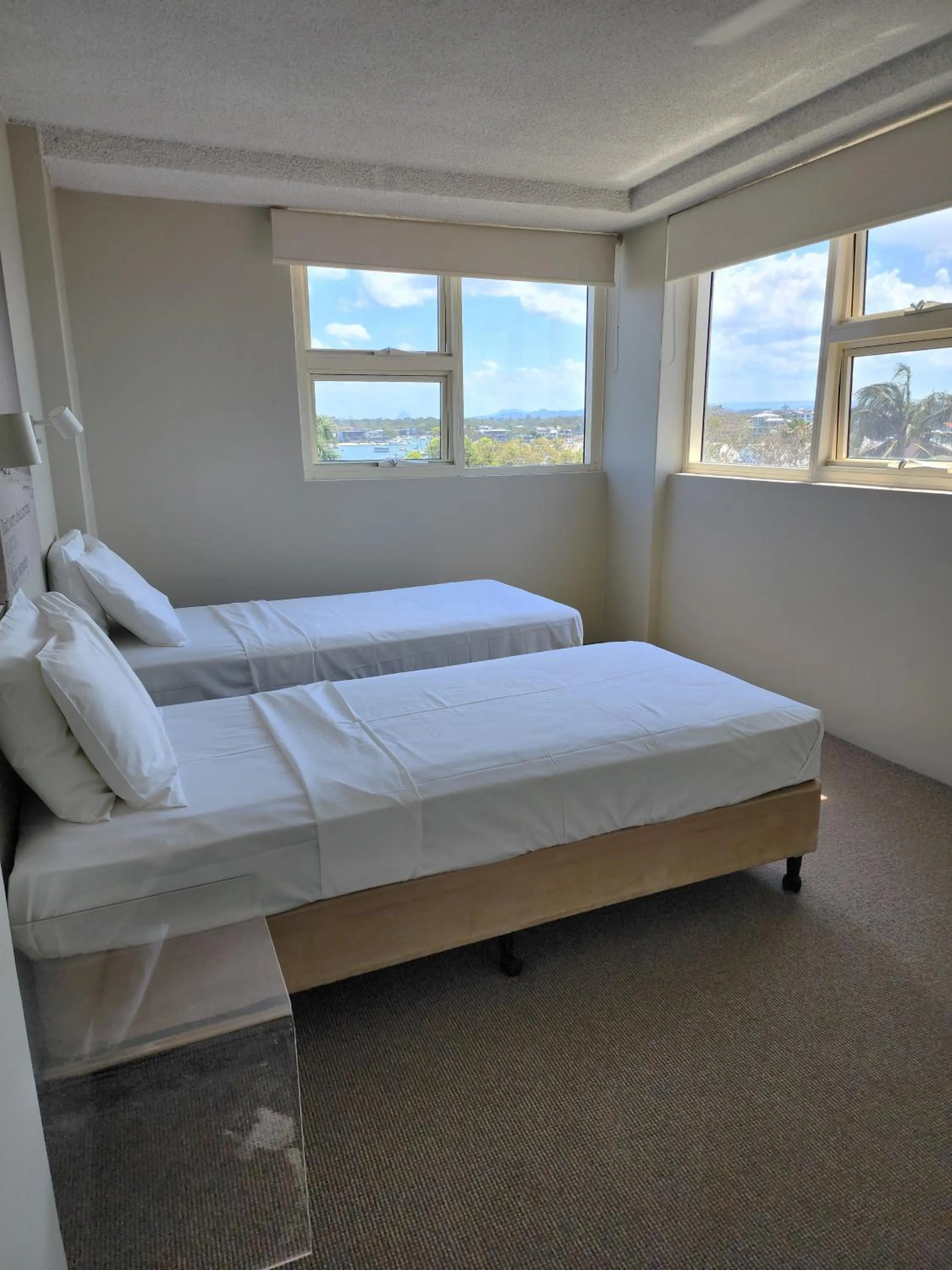 Bedroom, Bed in 84 The Spit Holiday Apartments