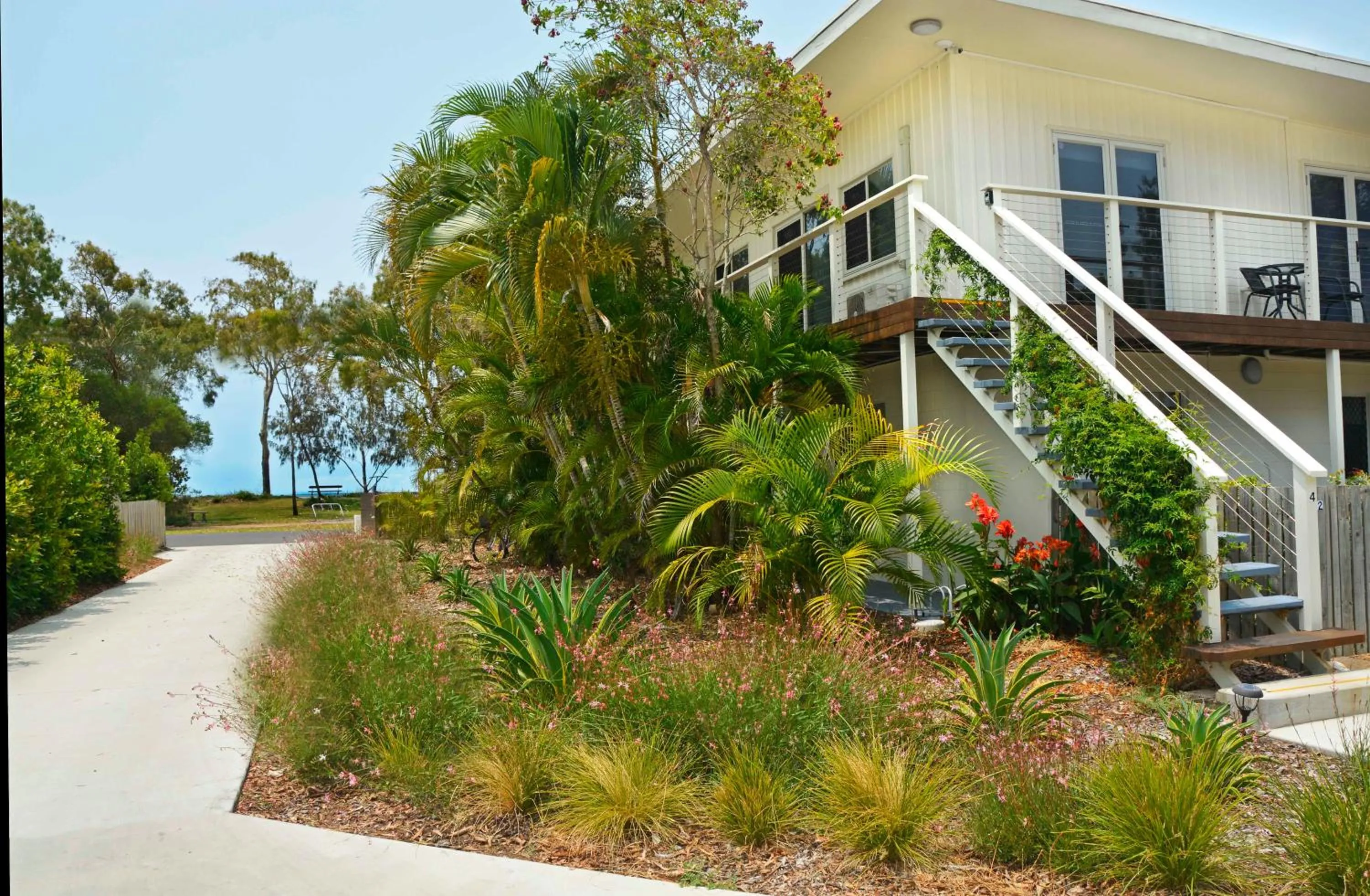 545 Esplanade