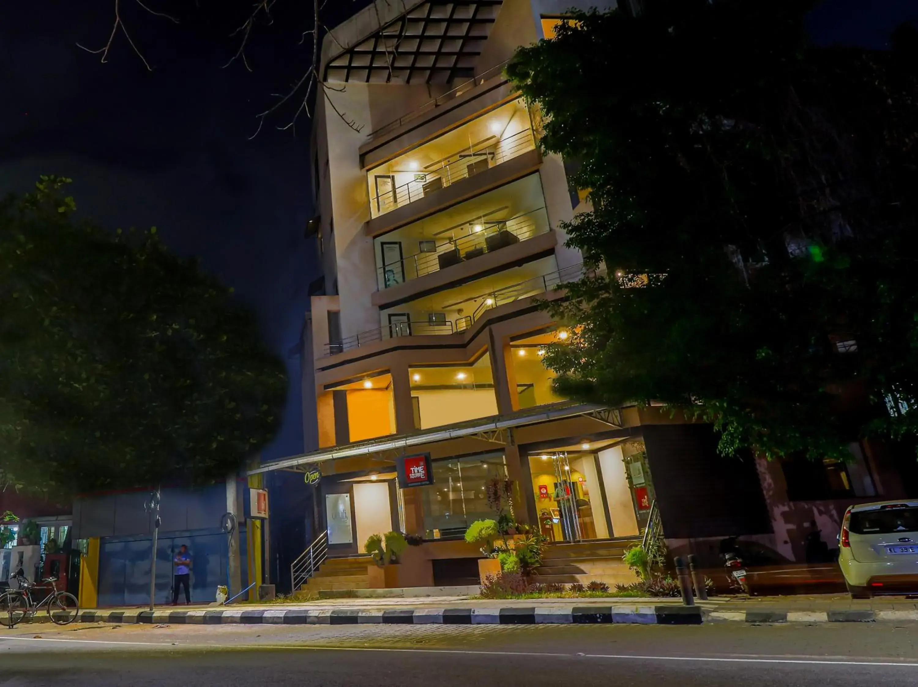 Facade/entrance in Treebo Time Square Marine Drive Facade/entrance in Treebo Time Square Marine Drive