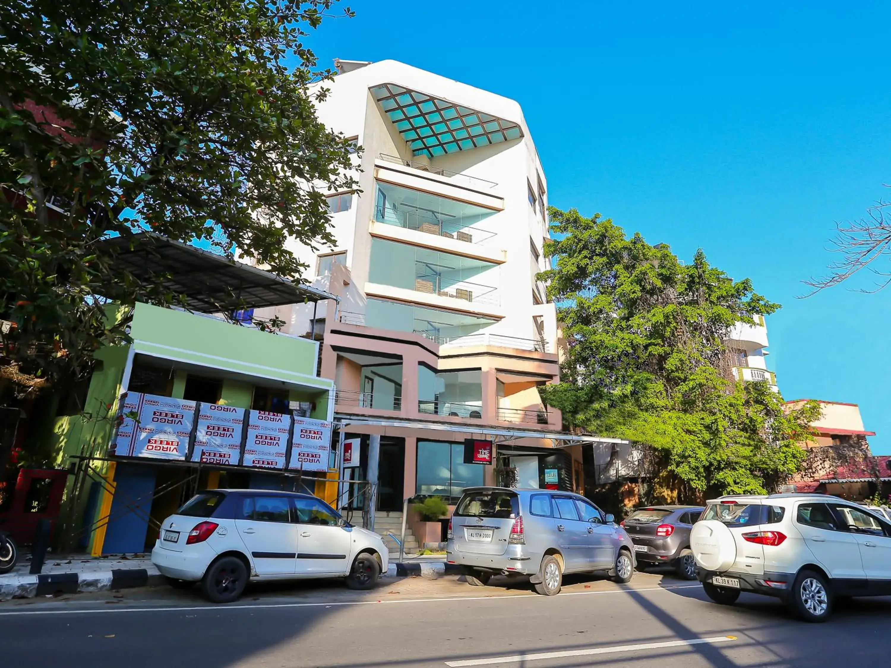 Facade/entrance in Treebo Time Square Marine Drive Facade/entrance in Treebo Time Square Marine Drive