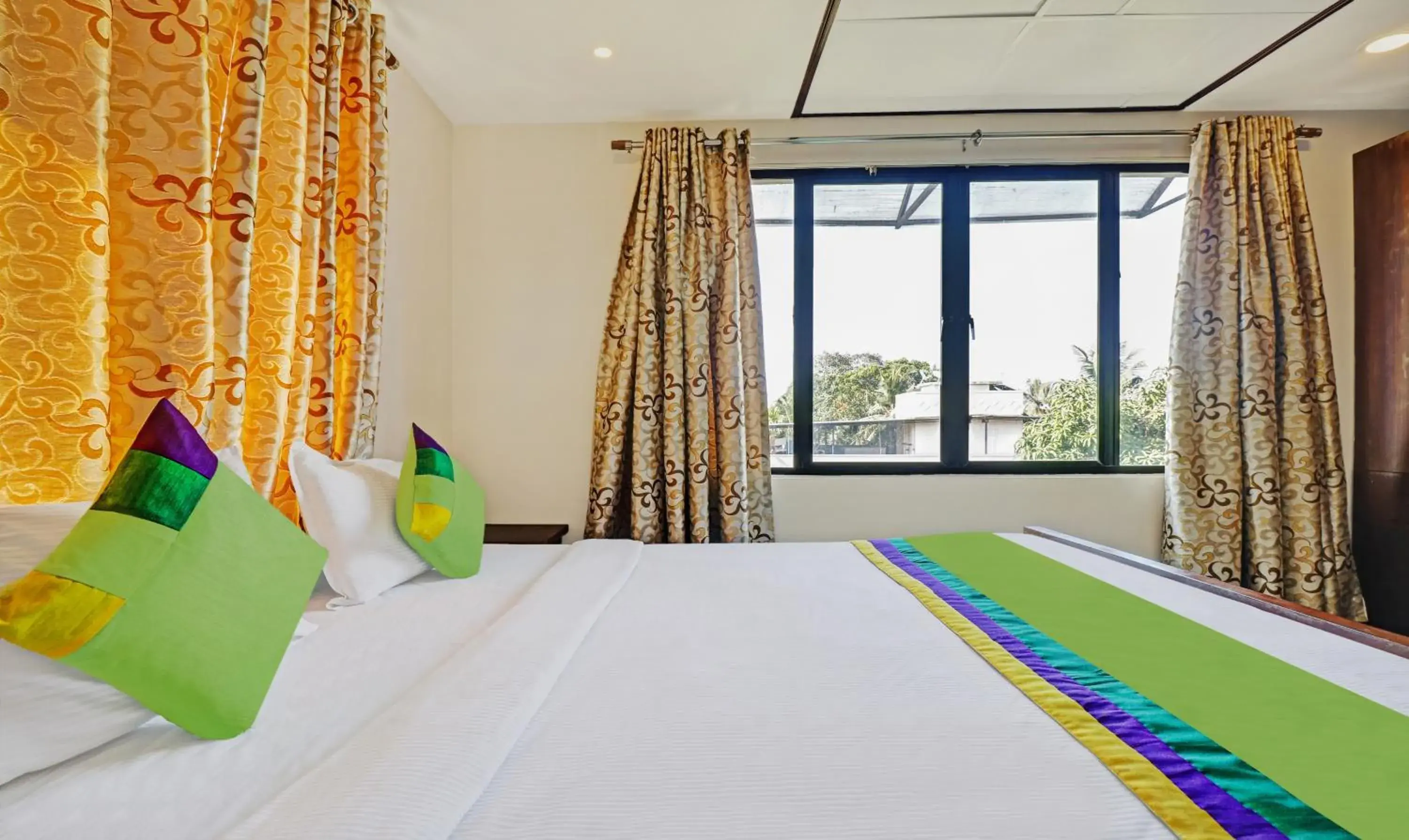 Bedroom, Bed in Treebo Time Square Marine Drive Bedroom, Bed in Treebo Time Square Marine Drive