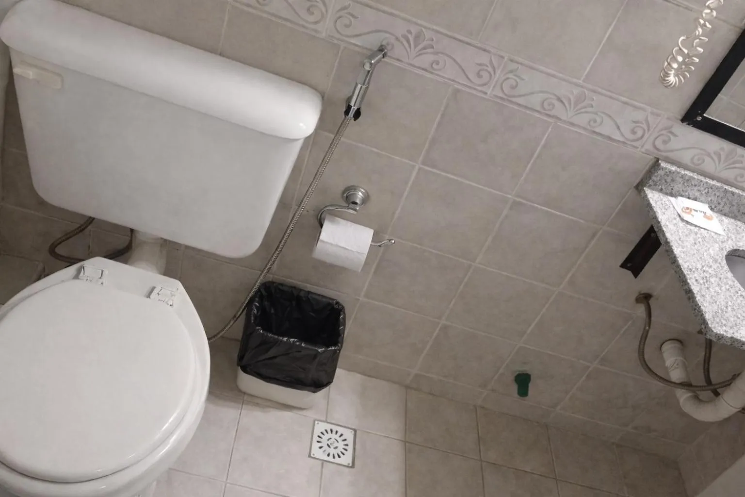 Bathroom in Hotel Milan