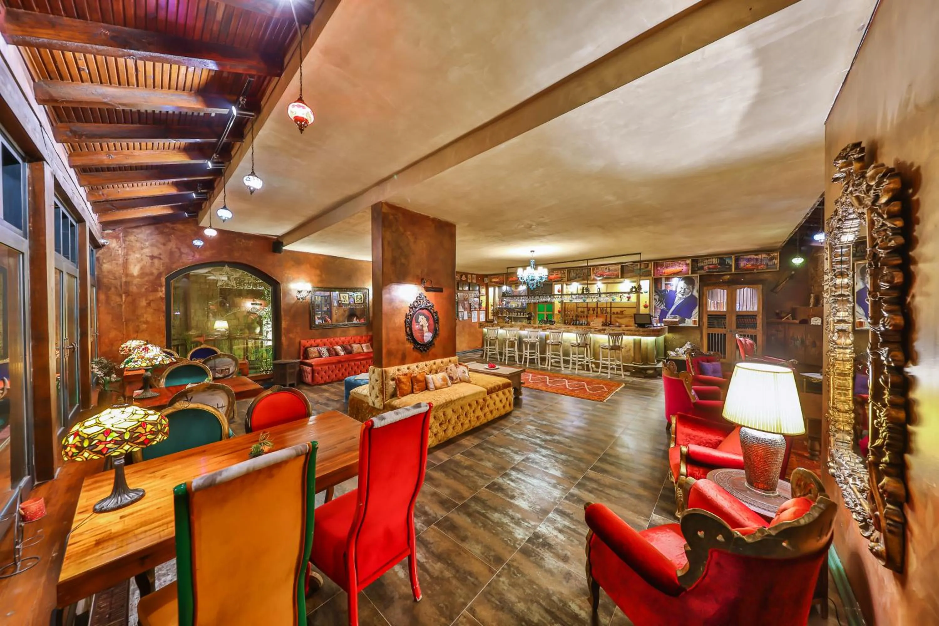 Restaurant/places to eat in Çetmihan Hotel