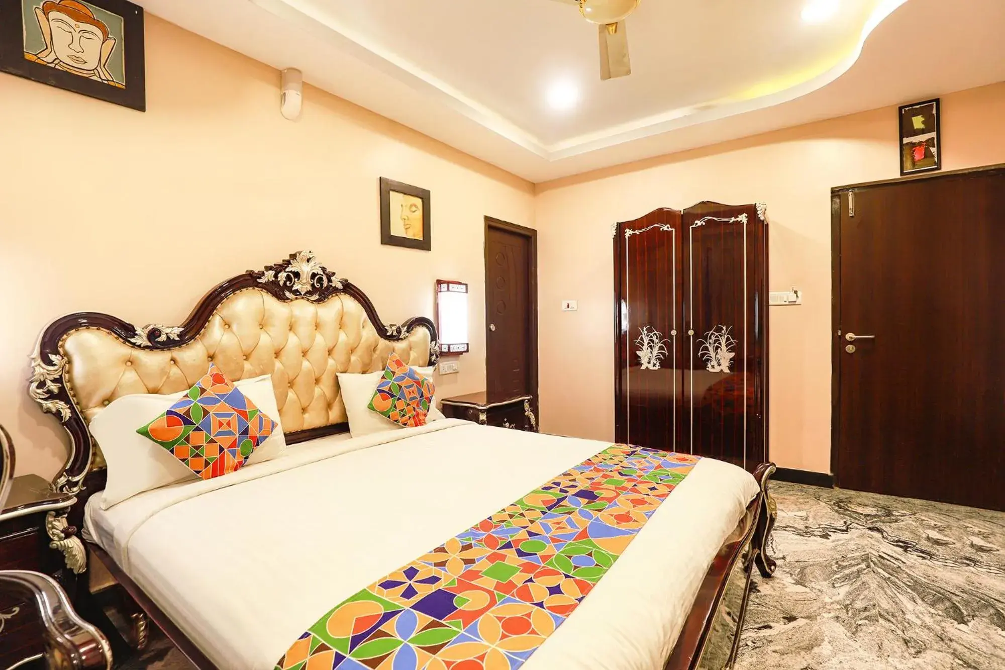 Superior Double Room - single occupancy in FabHotel NK Courtyard - Nr Guindy Industrial Estate Superior Double Room - single occupancy in FabHotel NK Courtyard - Nr Guindy Industrial Estate