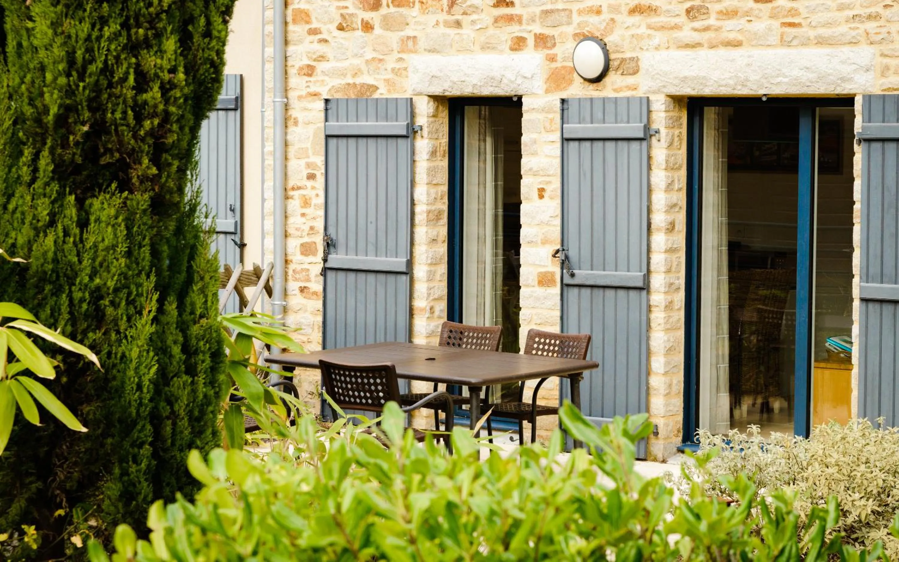 Facade/entrance in Lagrange Vacances Les Hauts de la Houle