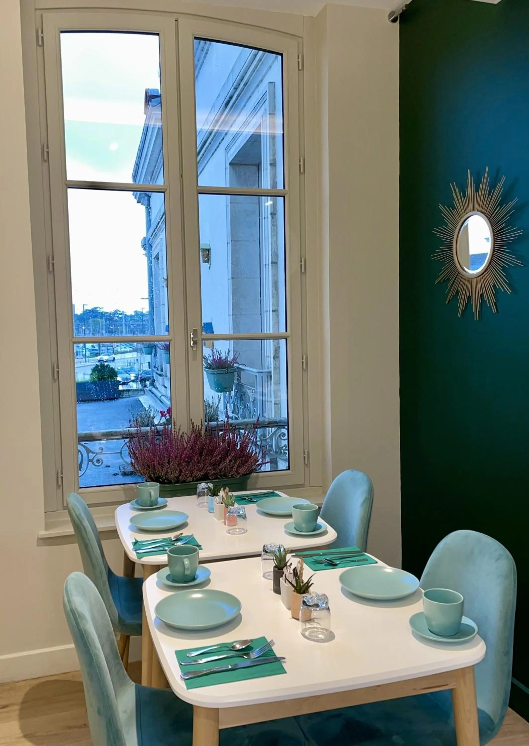 Breakfast in Best Western Blois Château