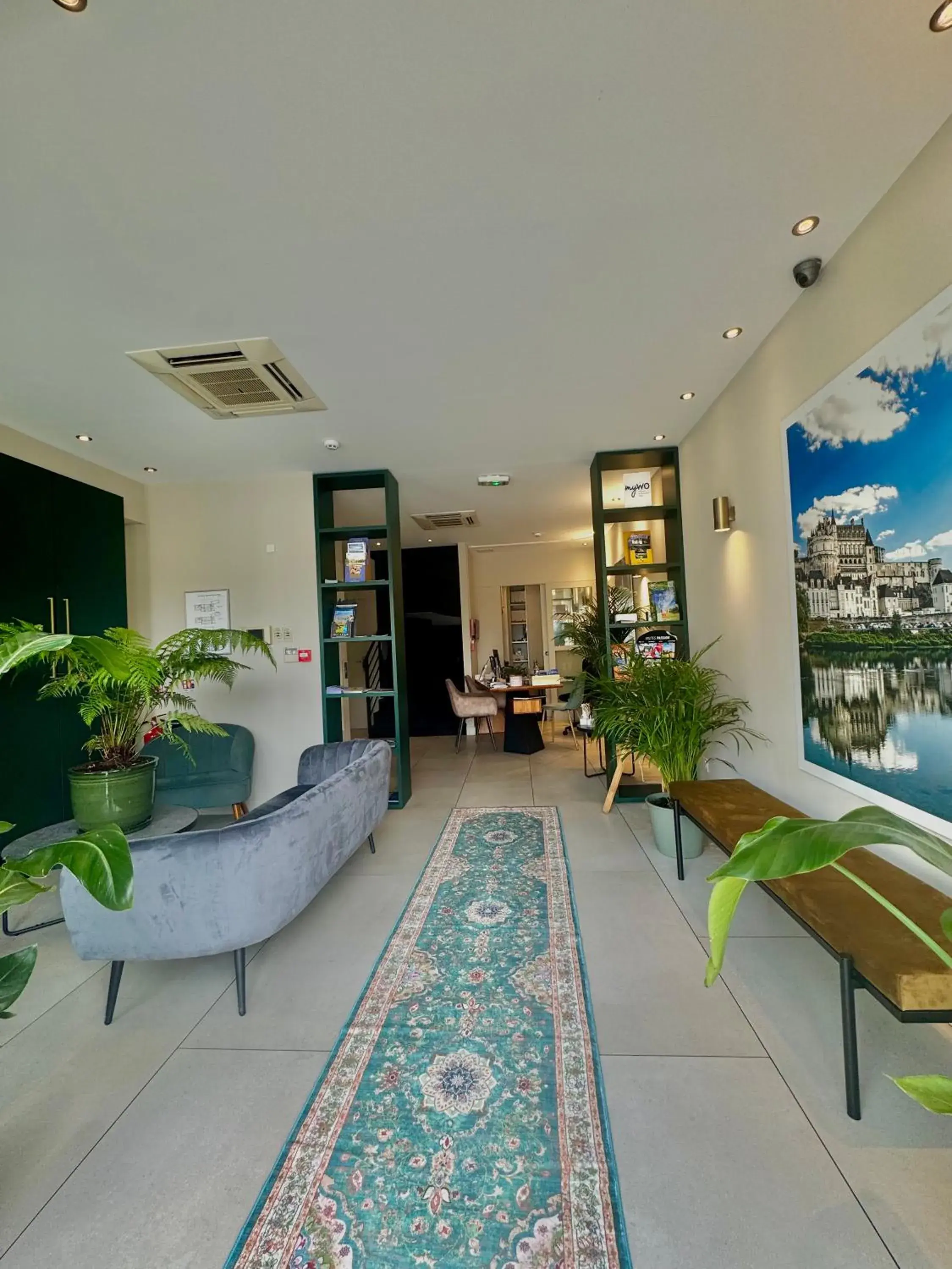 Lobby or reception in Best Western Blois Château Lobby or reception in Best Western Blois Château