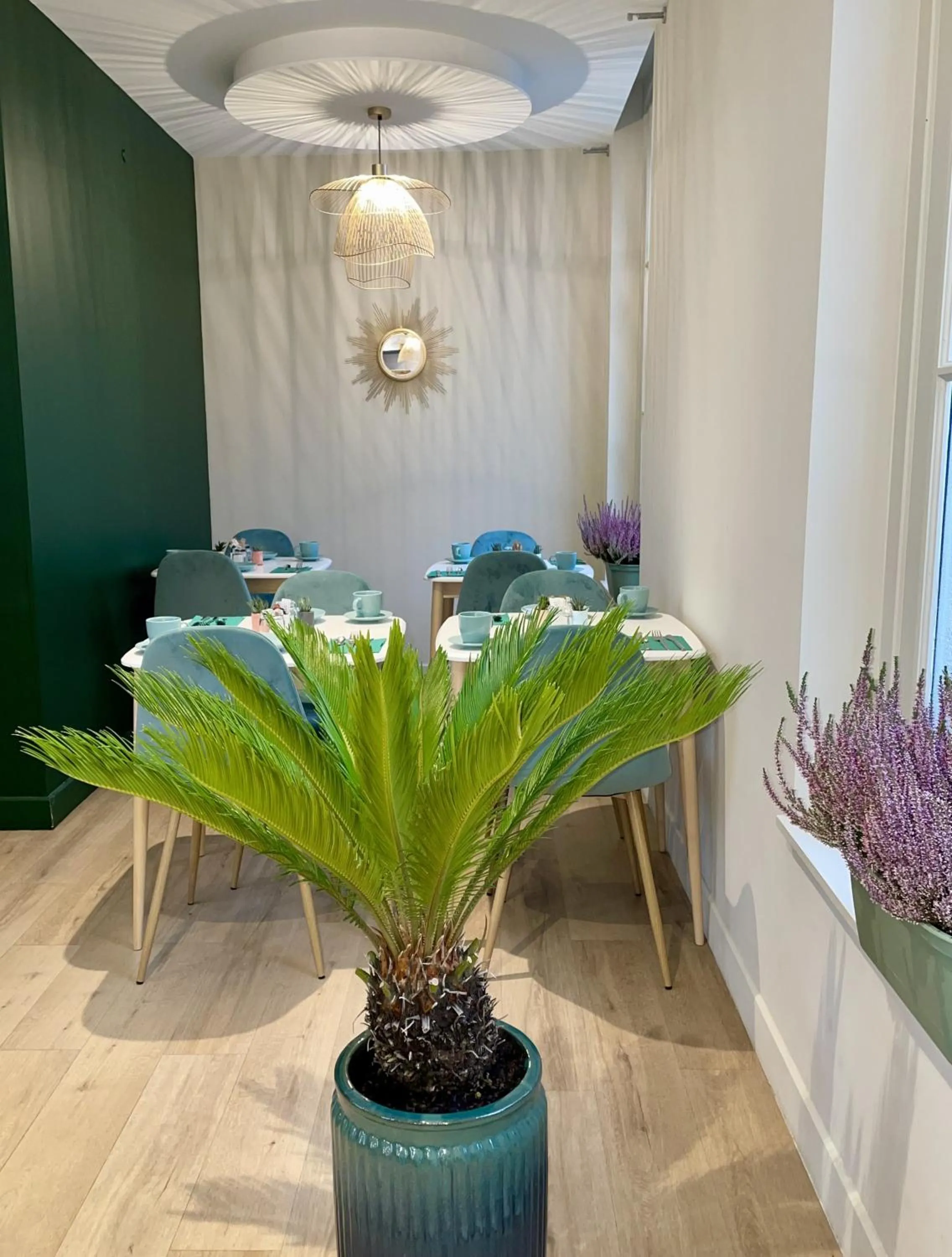 Breakfast in Best Western Blois Château