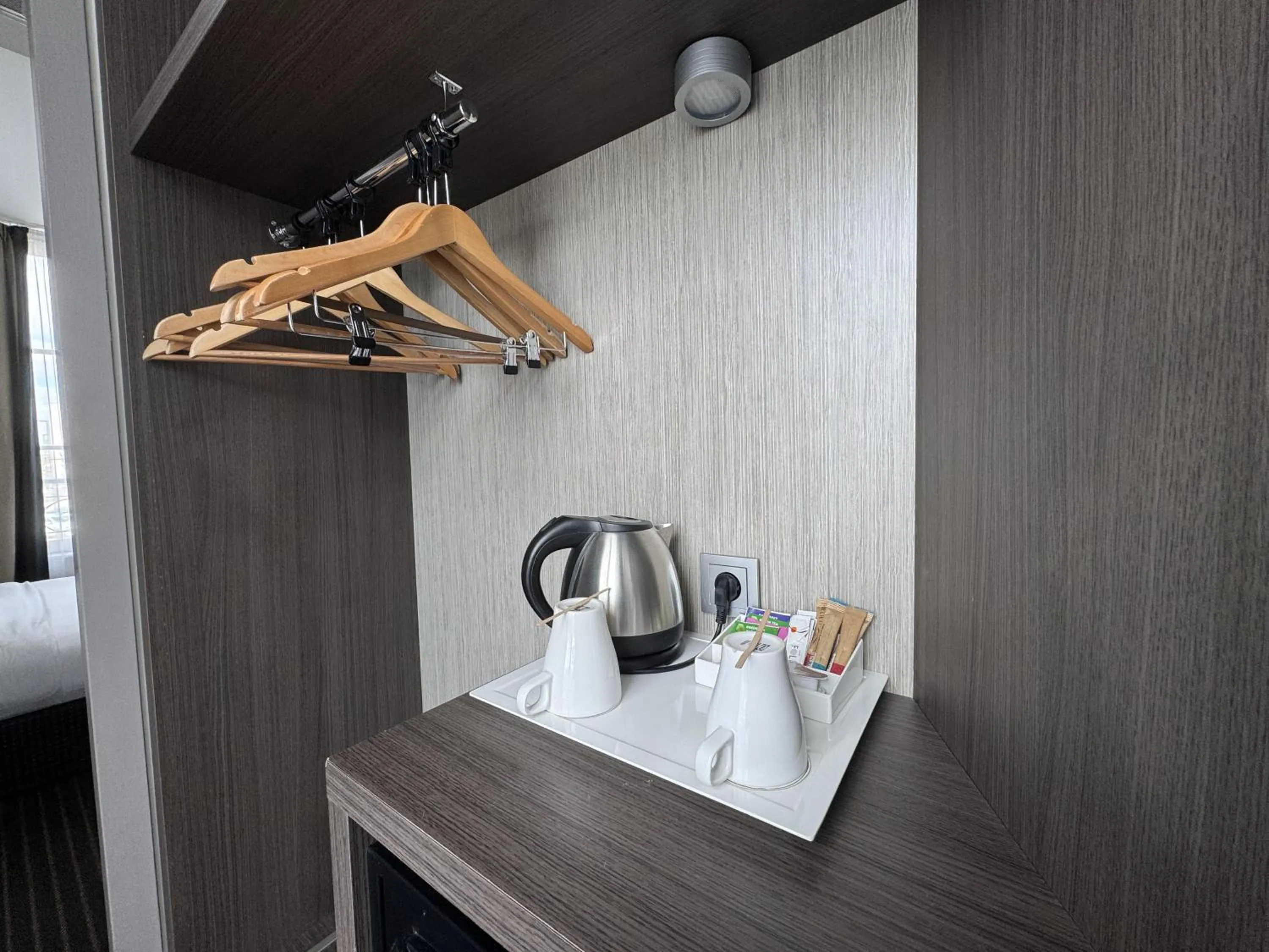 Bedroom in Best Western Blois Château