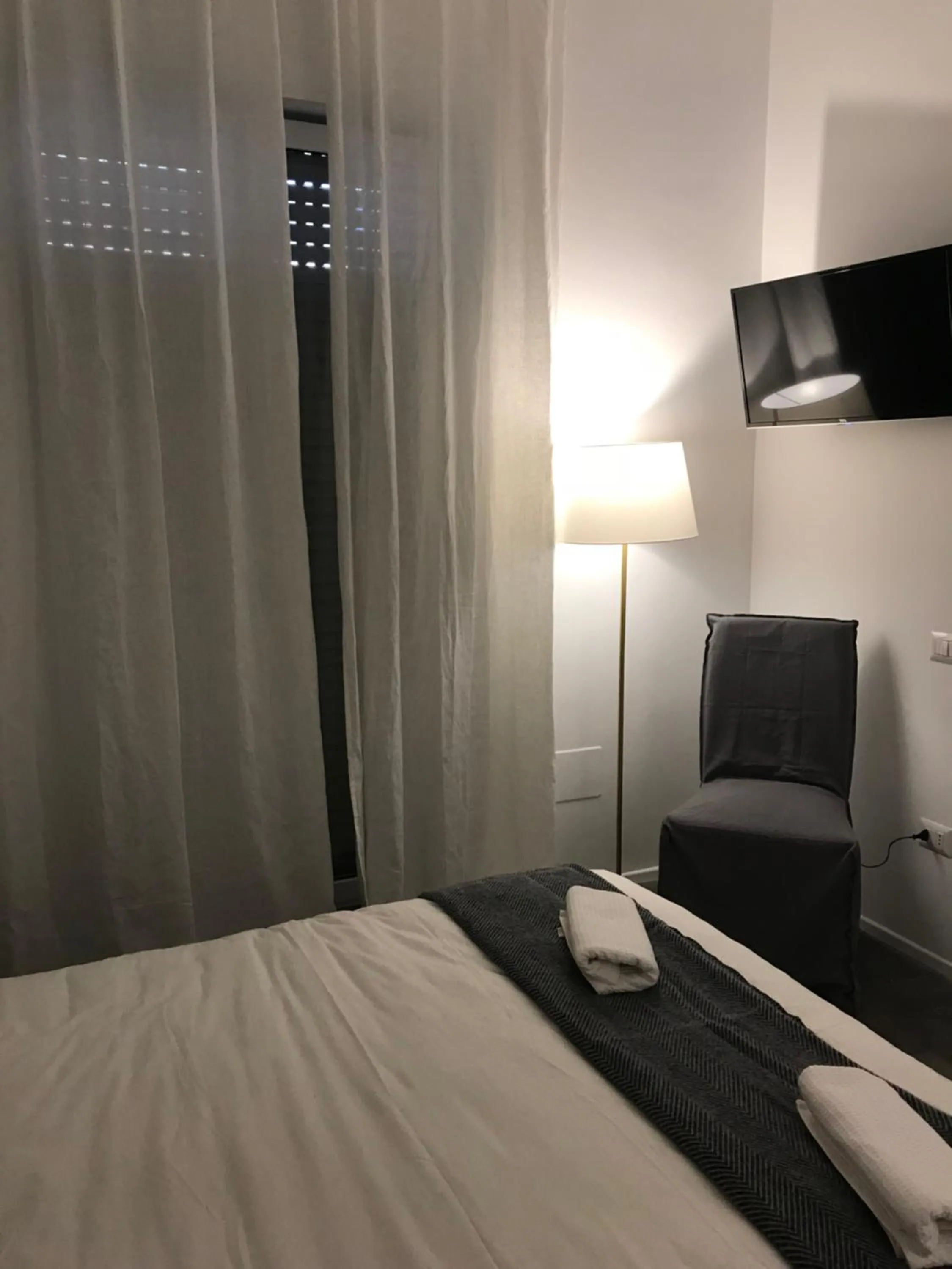 Bed in Salerno M'illumina