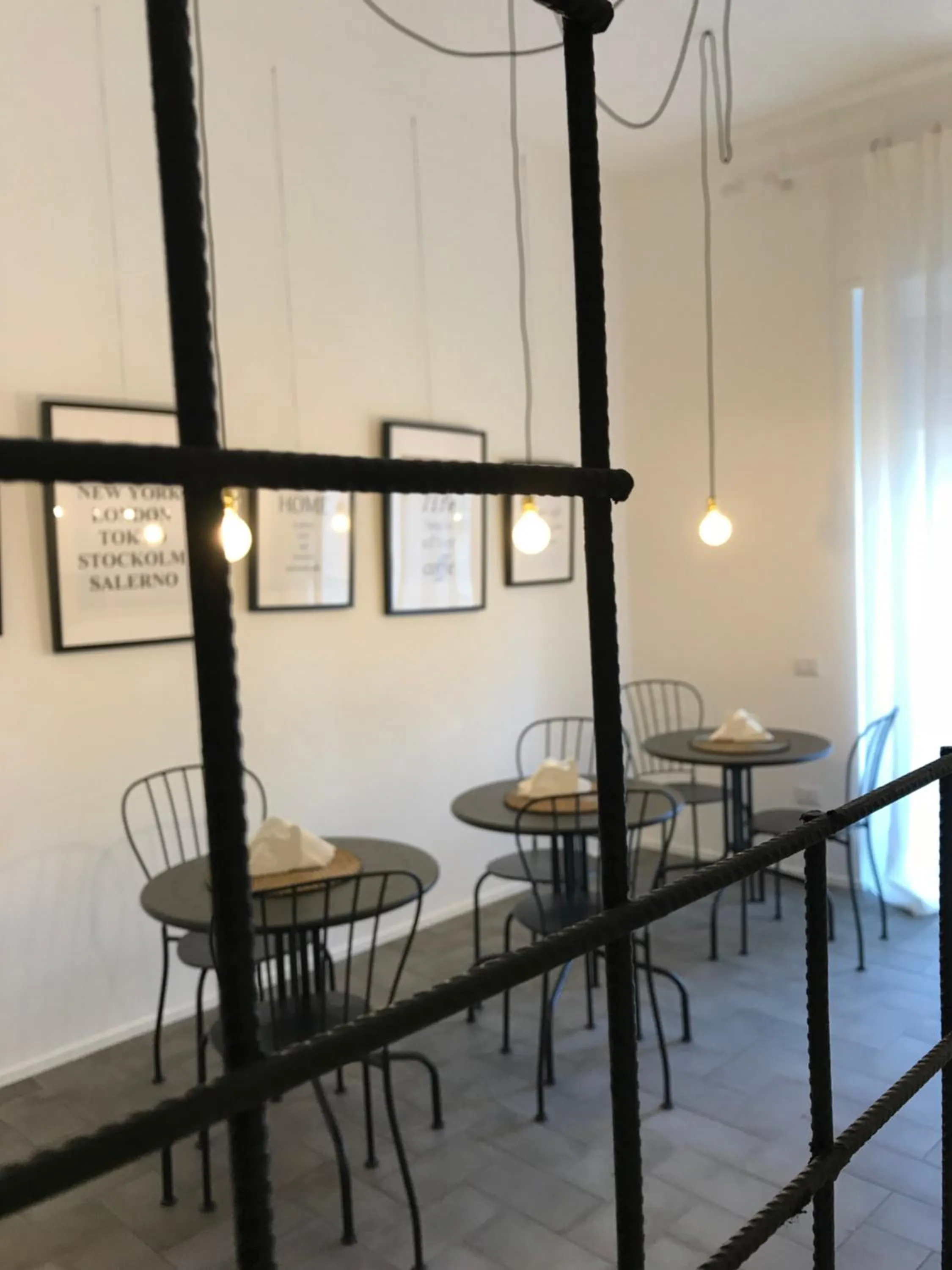 Communal kitchen in Salerno M'illumina