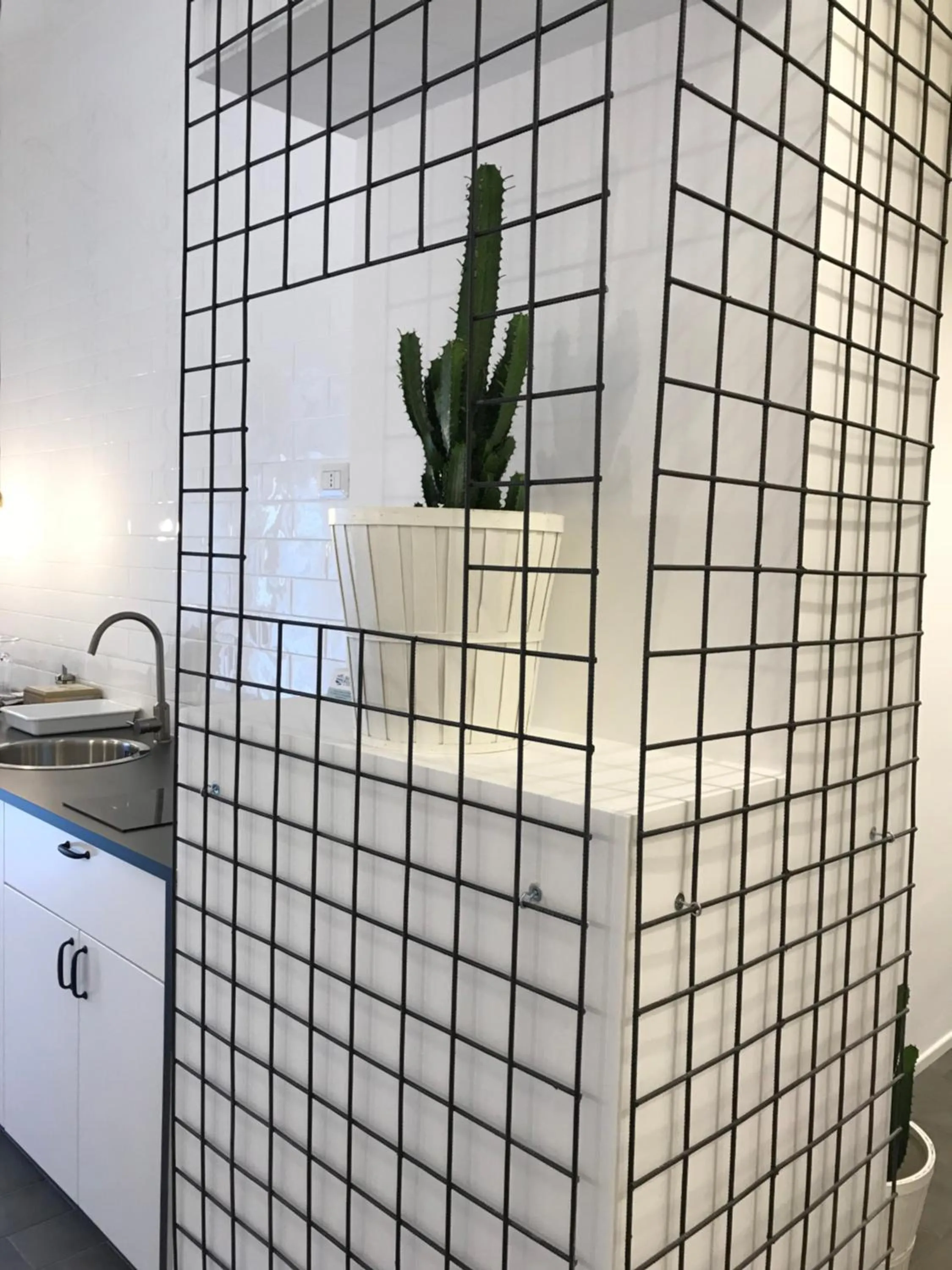 Communal kitchen in Salerno M'illumina