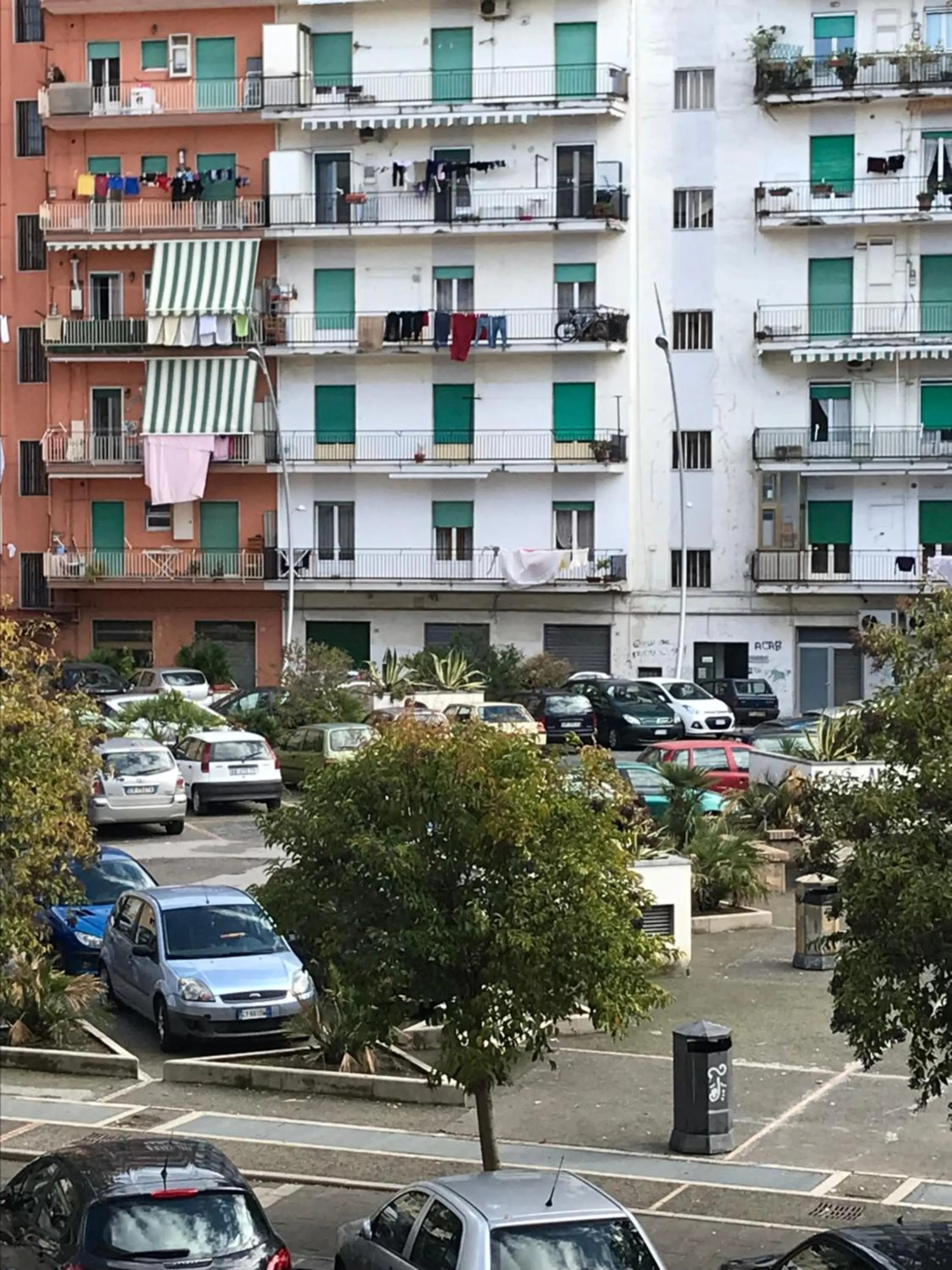 Street view in Salerno M'illumina