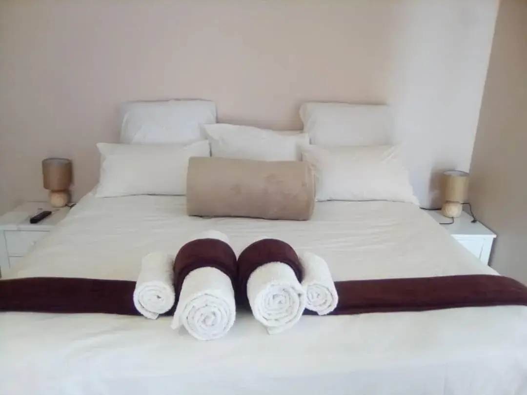 King Suite in Elilo Bed and breakfast King Suite in Elilo Bed and breakfast