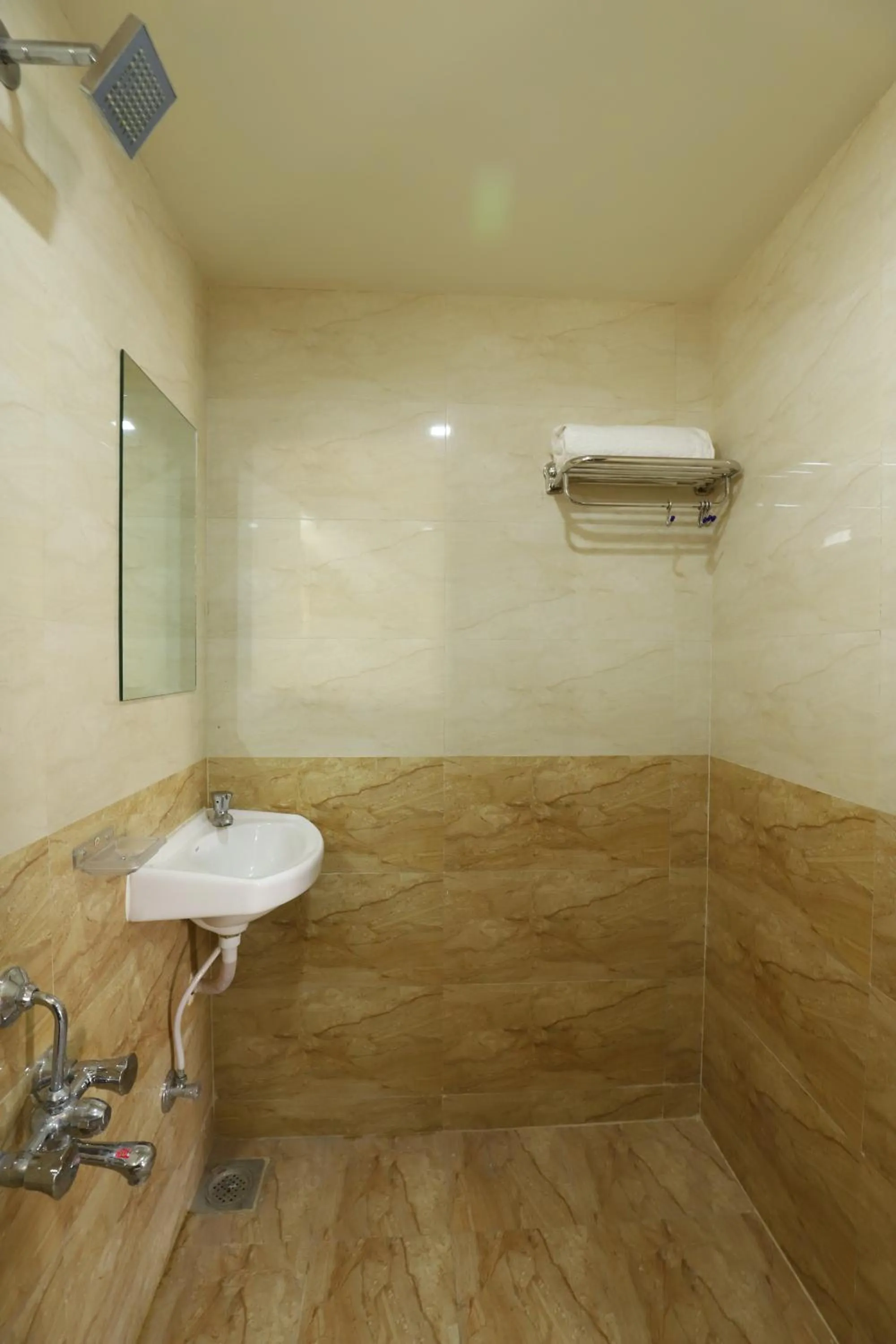 Shower in Hotel Loyal Residency