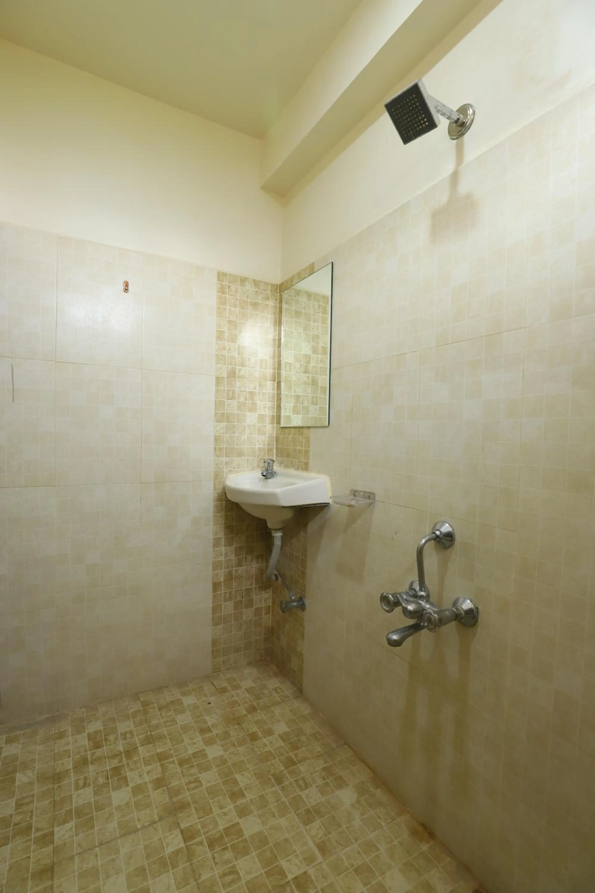 Shower in Hotel Loyal Residency