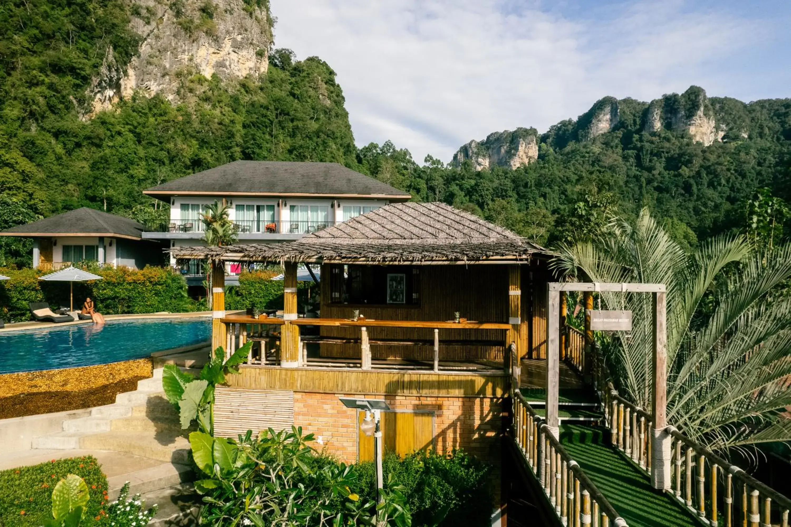 Property building in Railay Phutawan Resort Property building in Railay Phutawan Resort