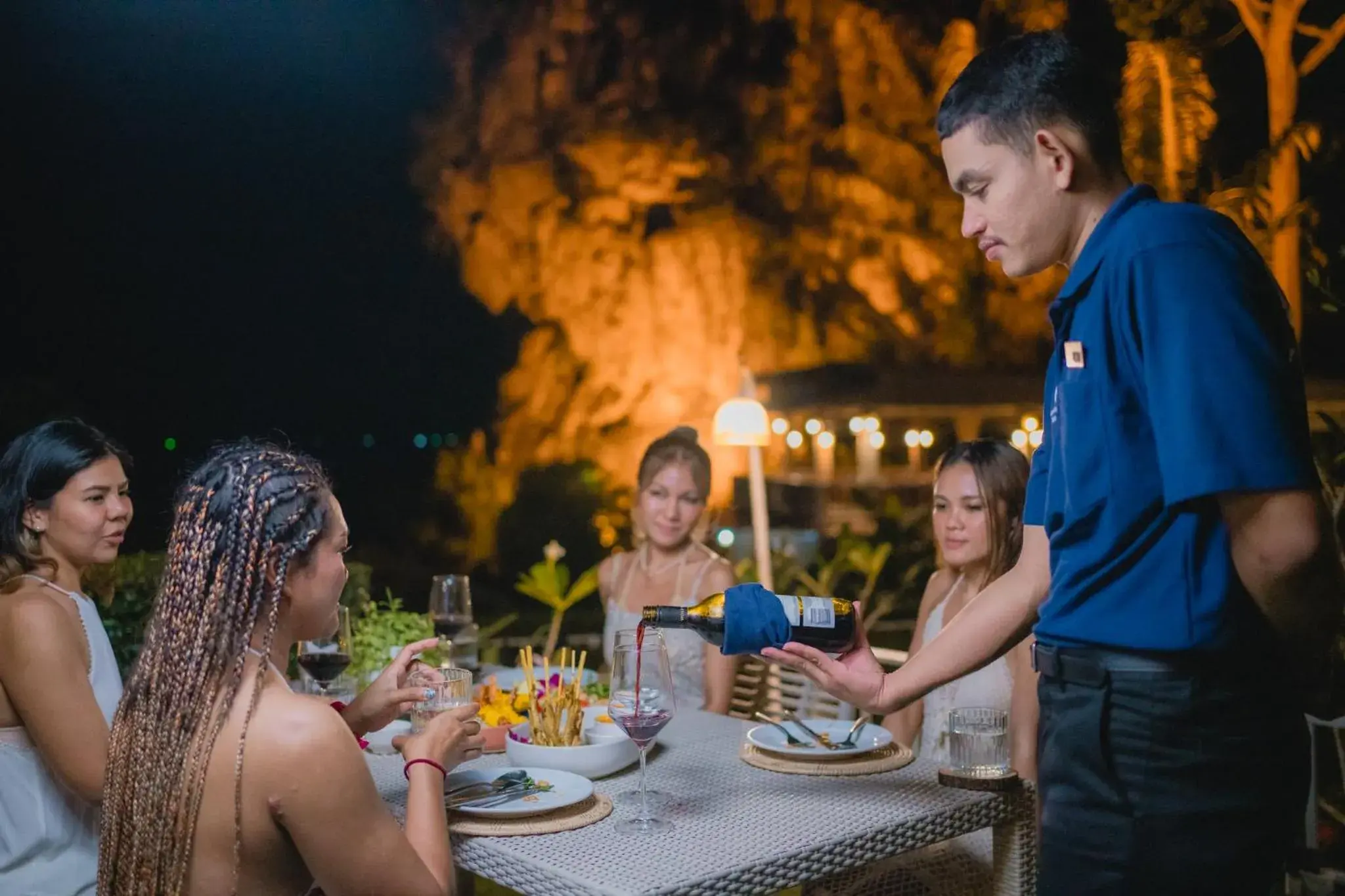 Restaurant/places to eat in Railay Phutawan Resort Restaurant/places to eat in Railay Phutawan Resort