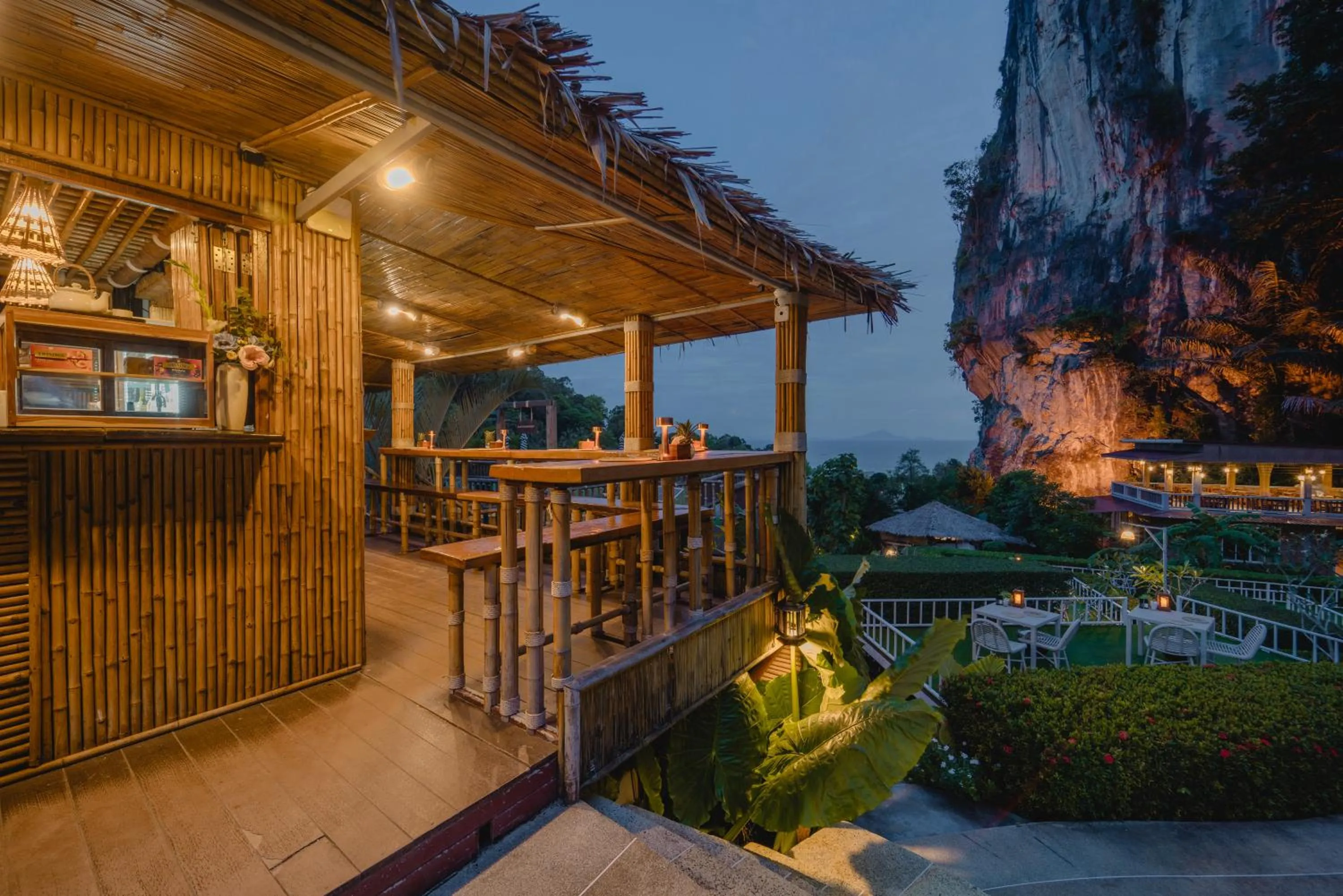 Property building in Railay Phutawan Resort