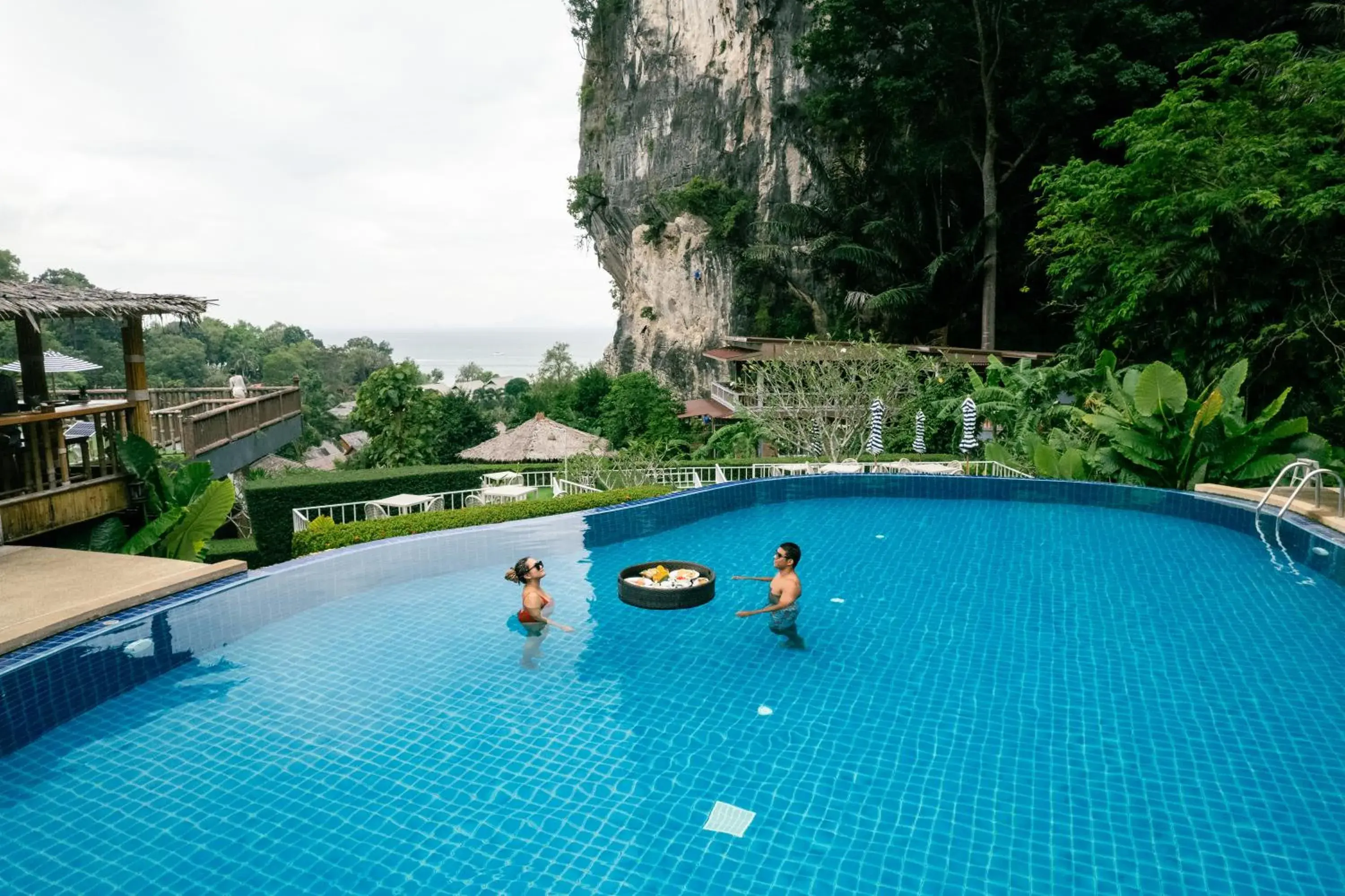 Swimming pool in Railay Phutawan Resort Swimming pool in Railay Phutawan Resort