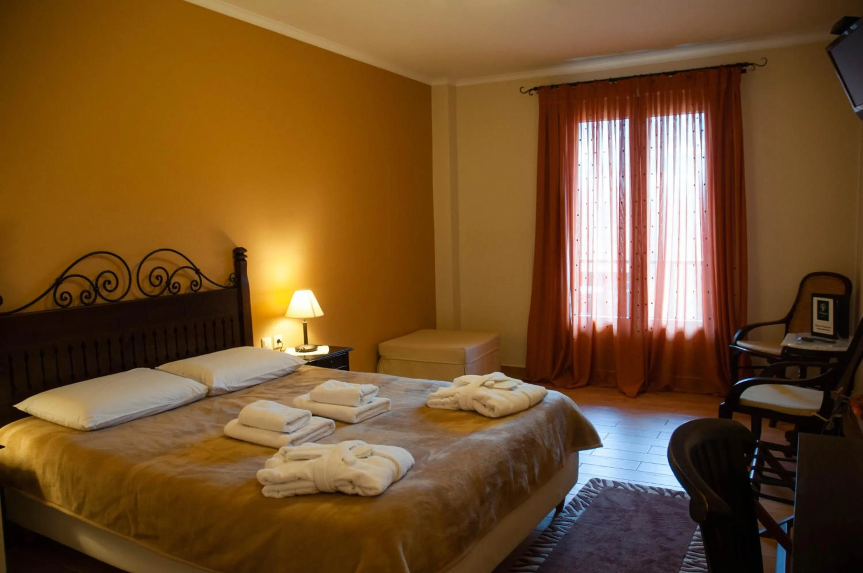 Bedroom, Bed in Melegos Inn Hotel