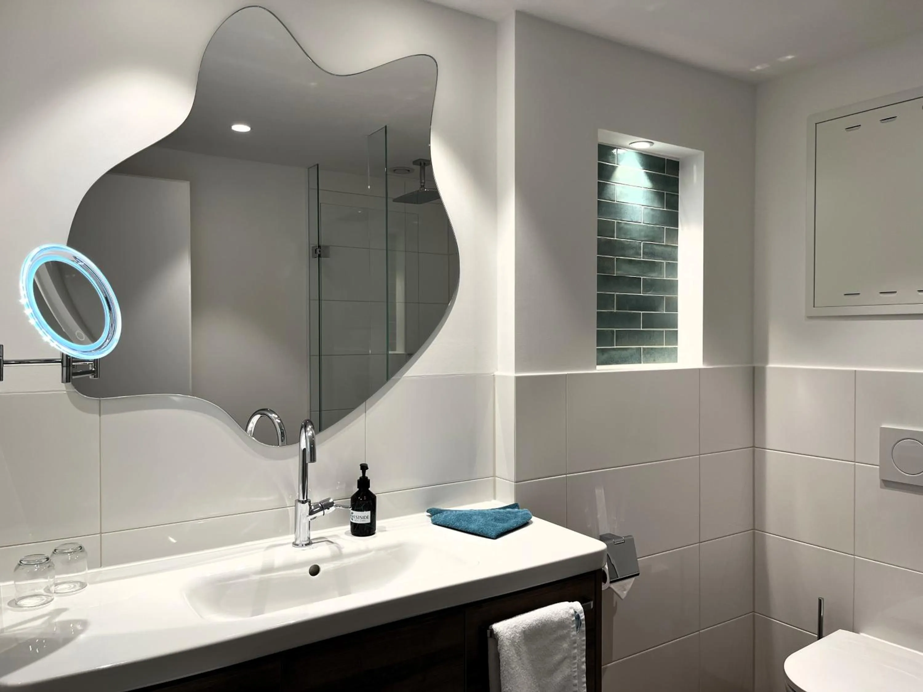 Bathroom in WESTSIDE Hotel