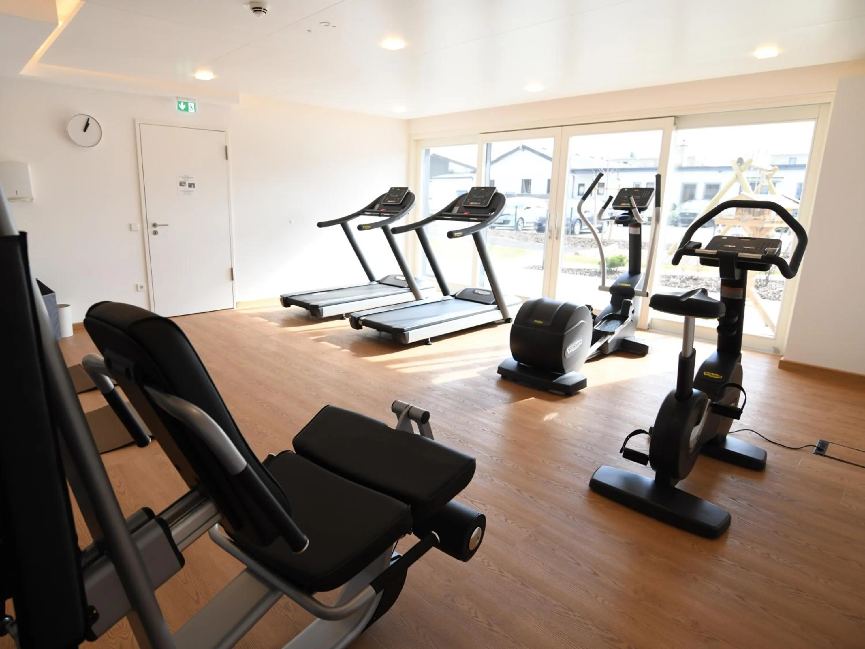 Fitness centre/facilities in WESTSIDE Hotel