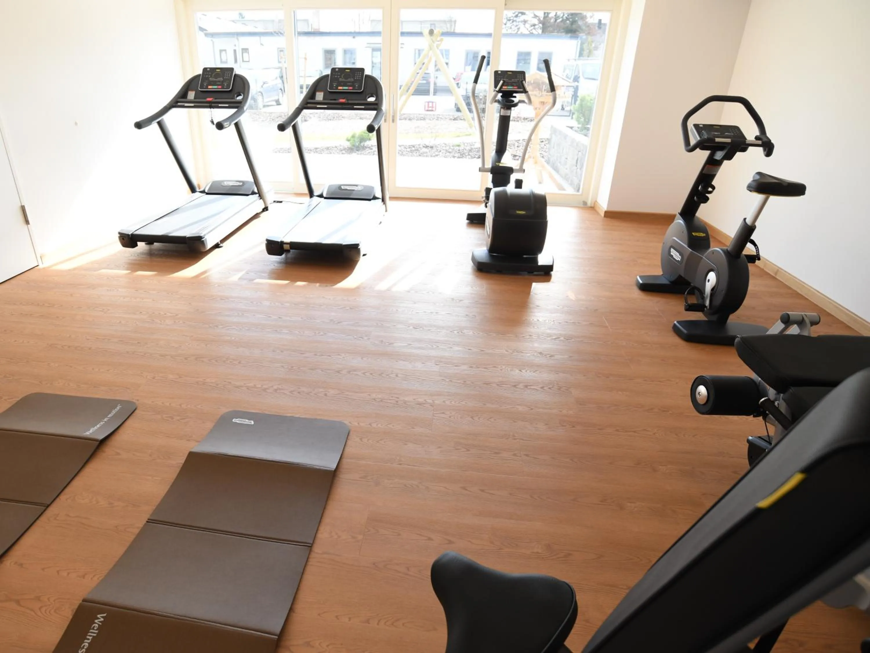 Fitness centre/facilities in WESTSIDE Hotel