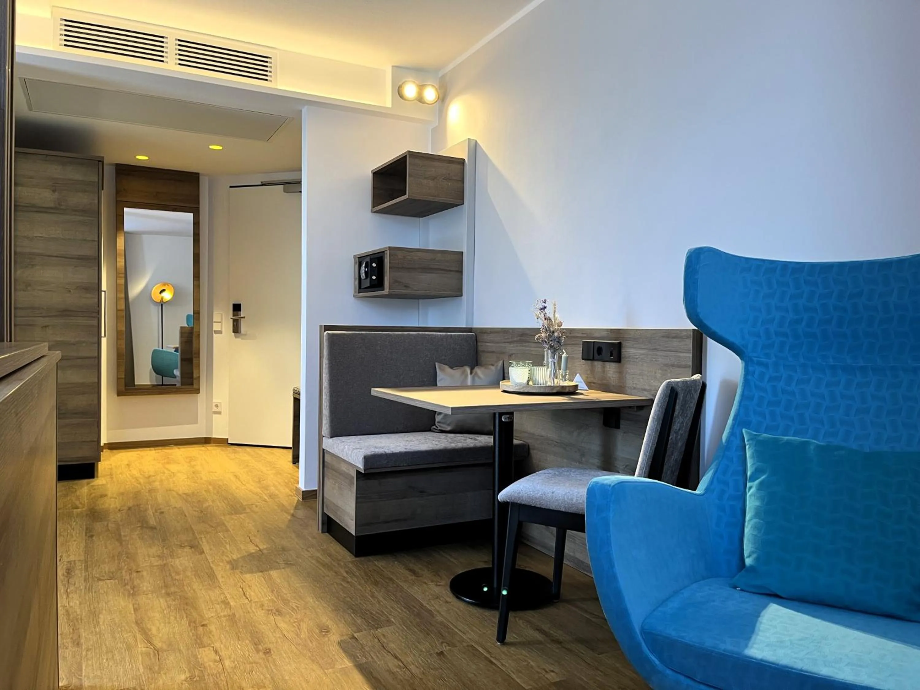 Seating area in WESTSIDE Hotel