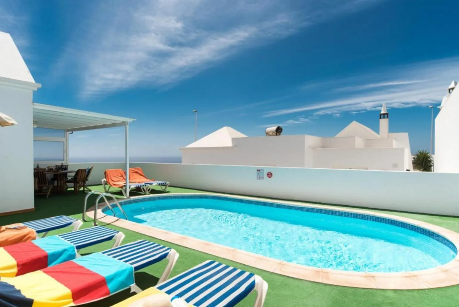 Villa Reyes