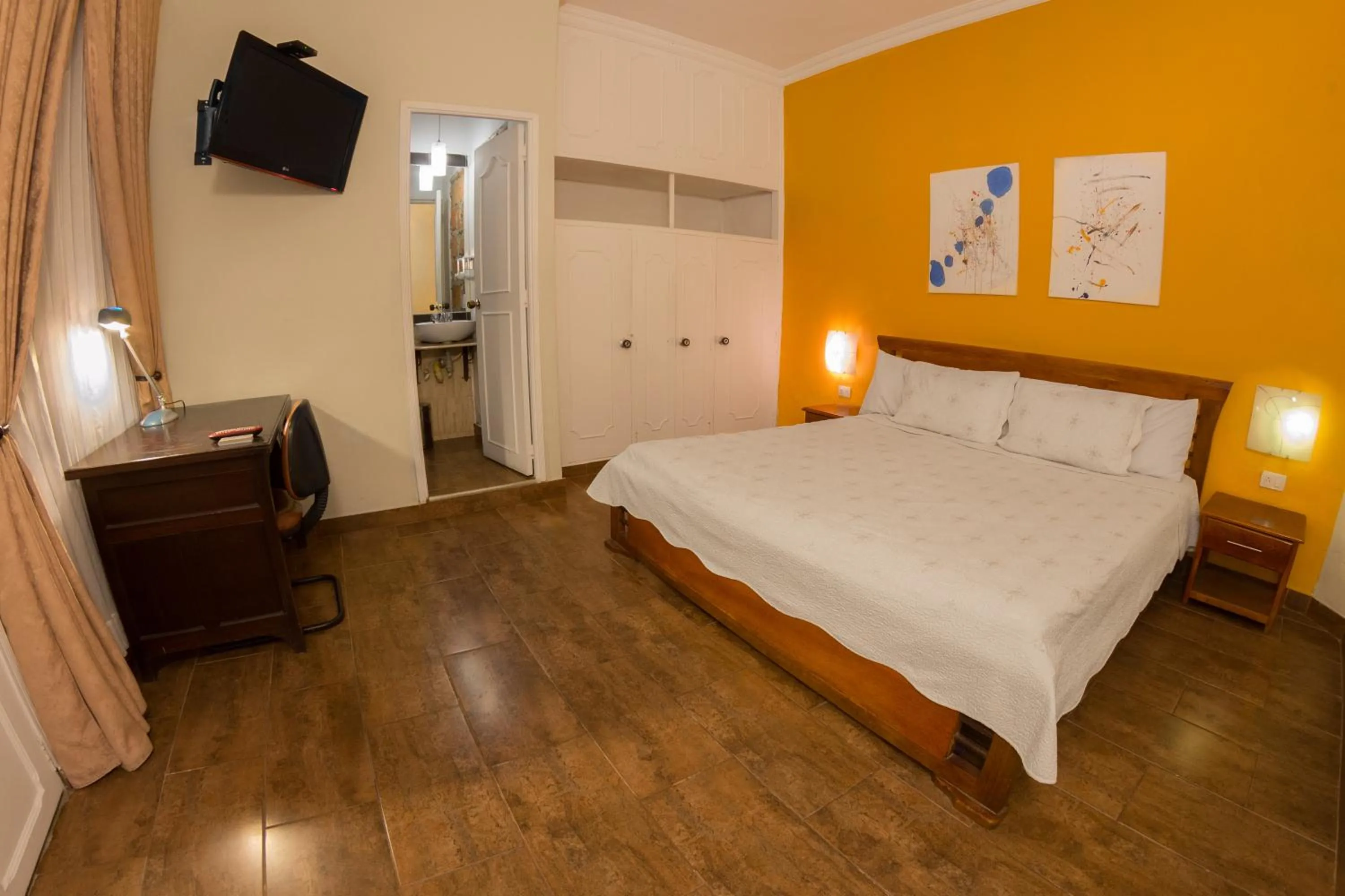 Bed in 61Prado Hotel