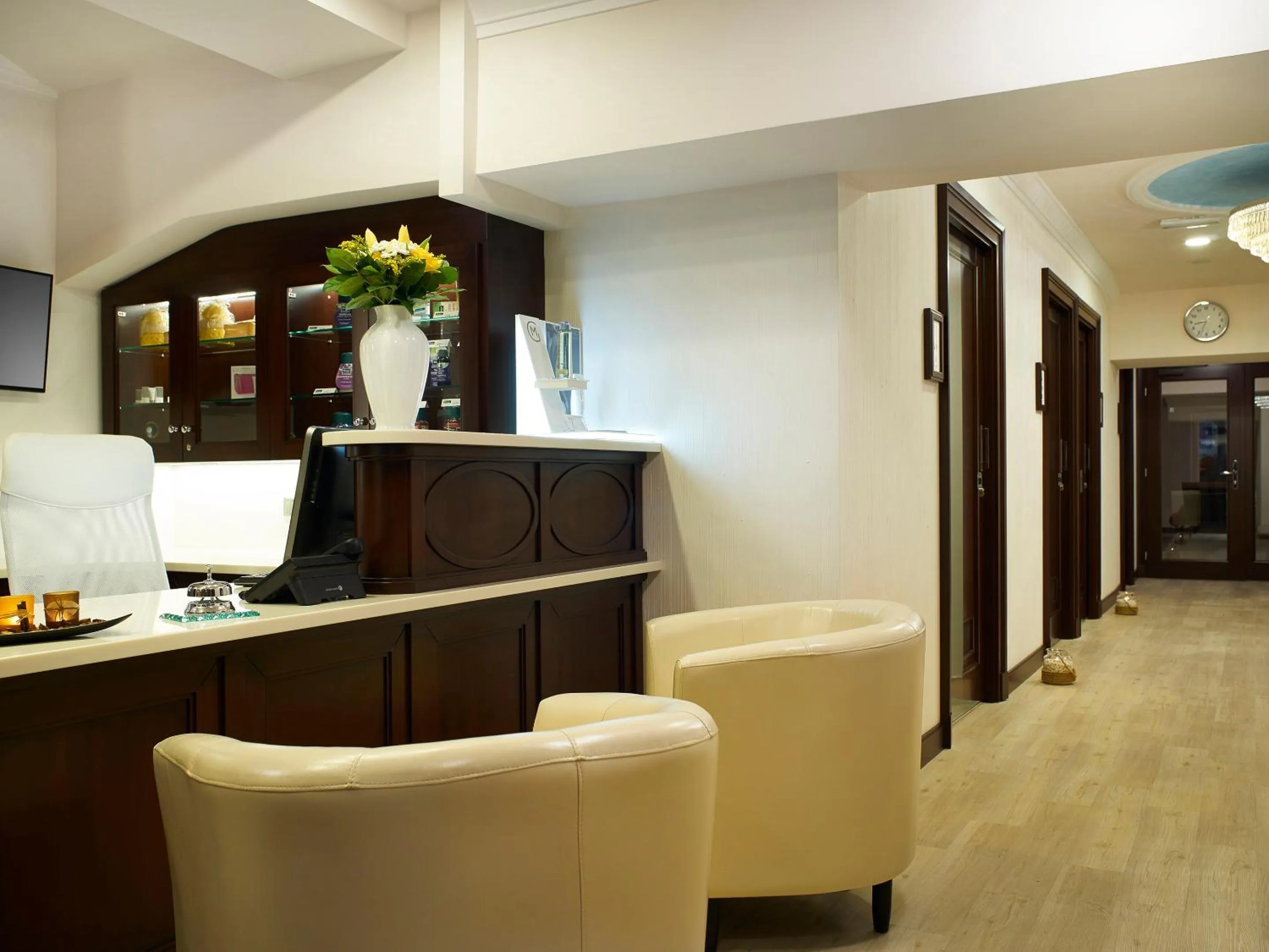 Lobby or reception in EA Hotel Elefant