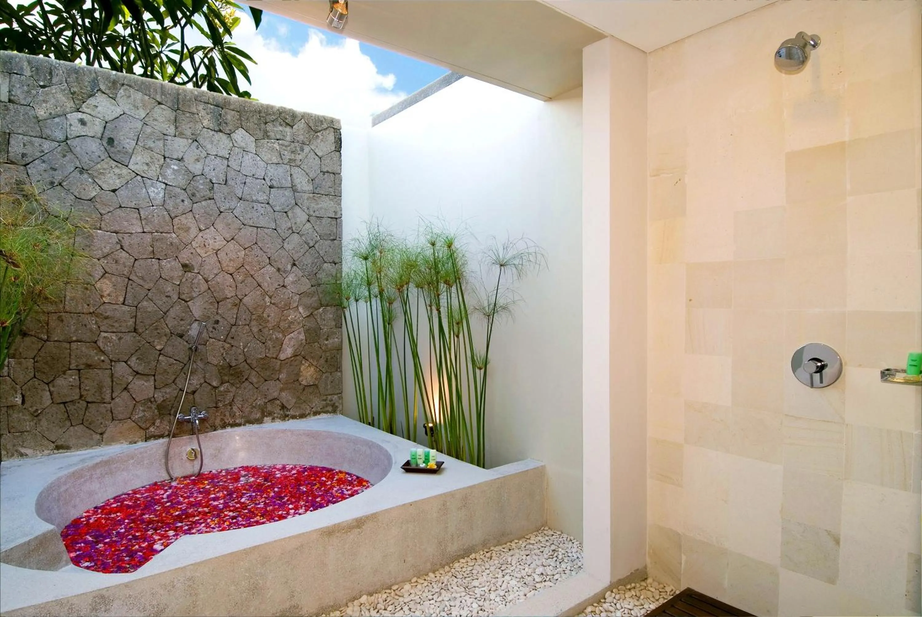 Bathroom in Bumi Linggah Villas Bali