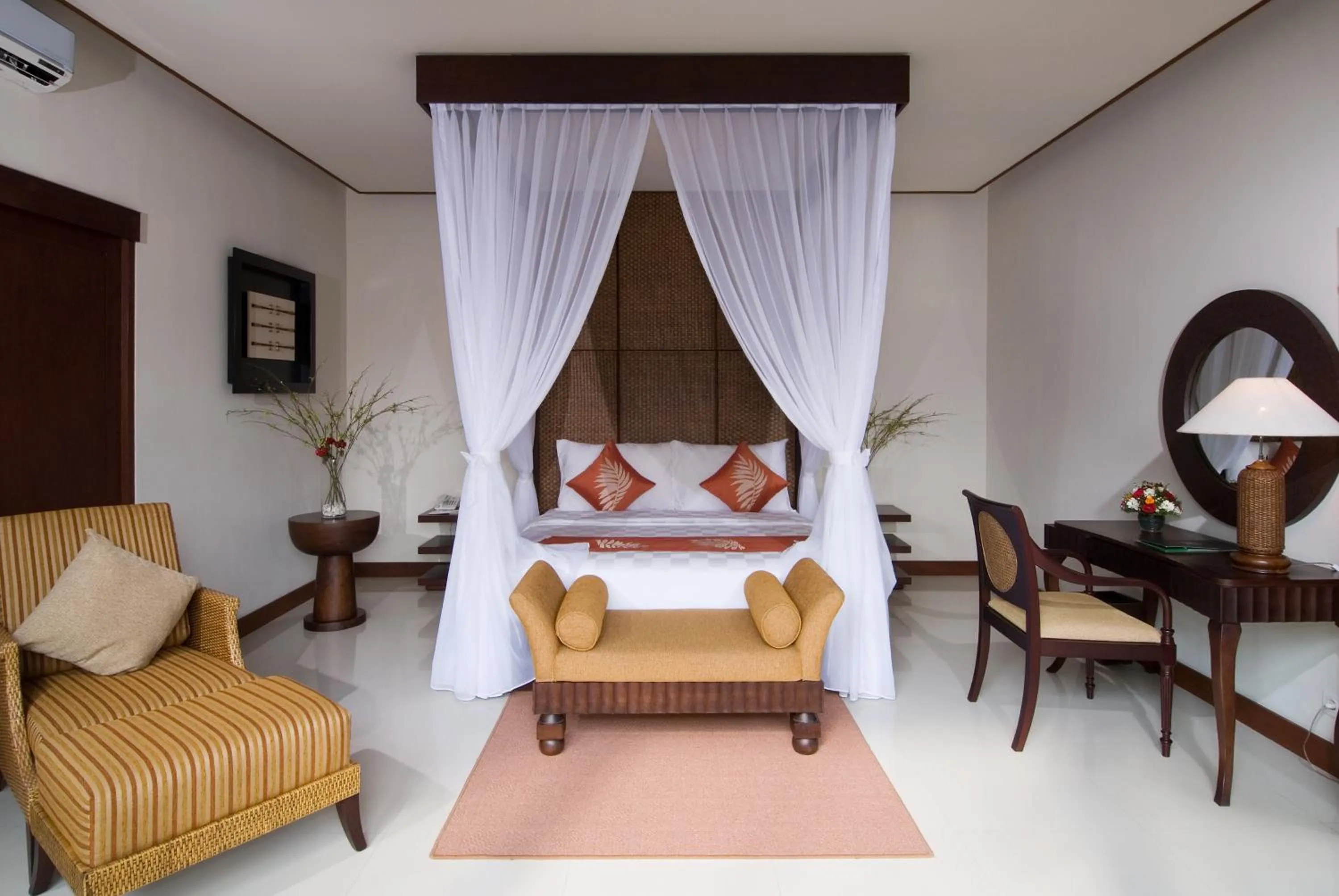 Bed in Bumi Linggah Villas Bali
