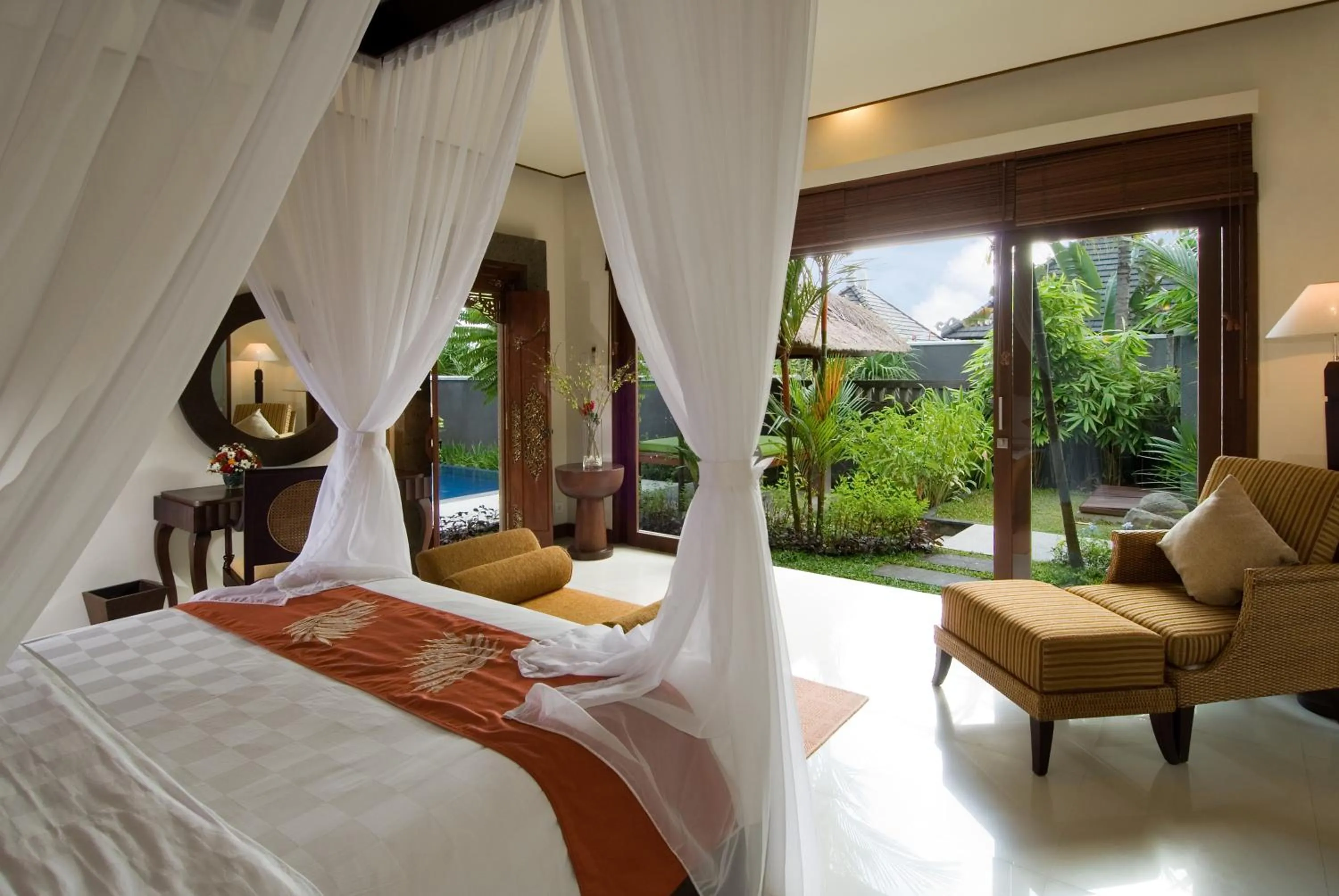 Bed in Bumi Linggah Villas Bali