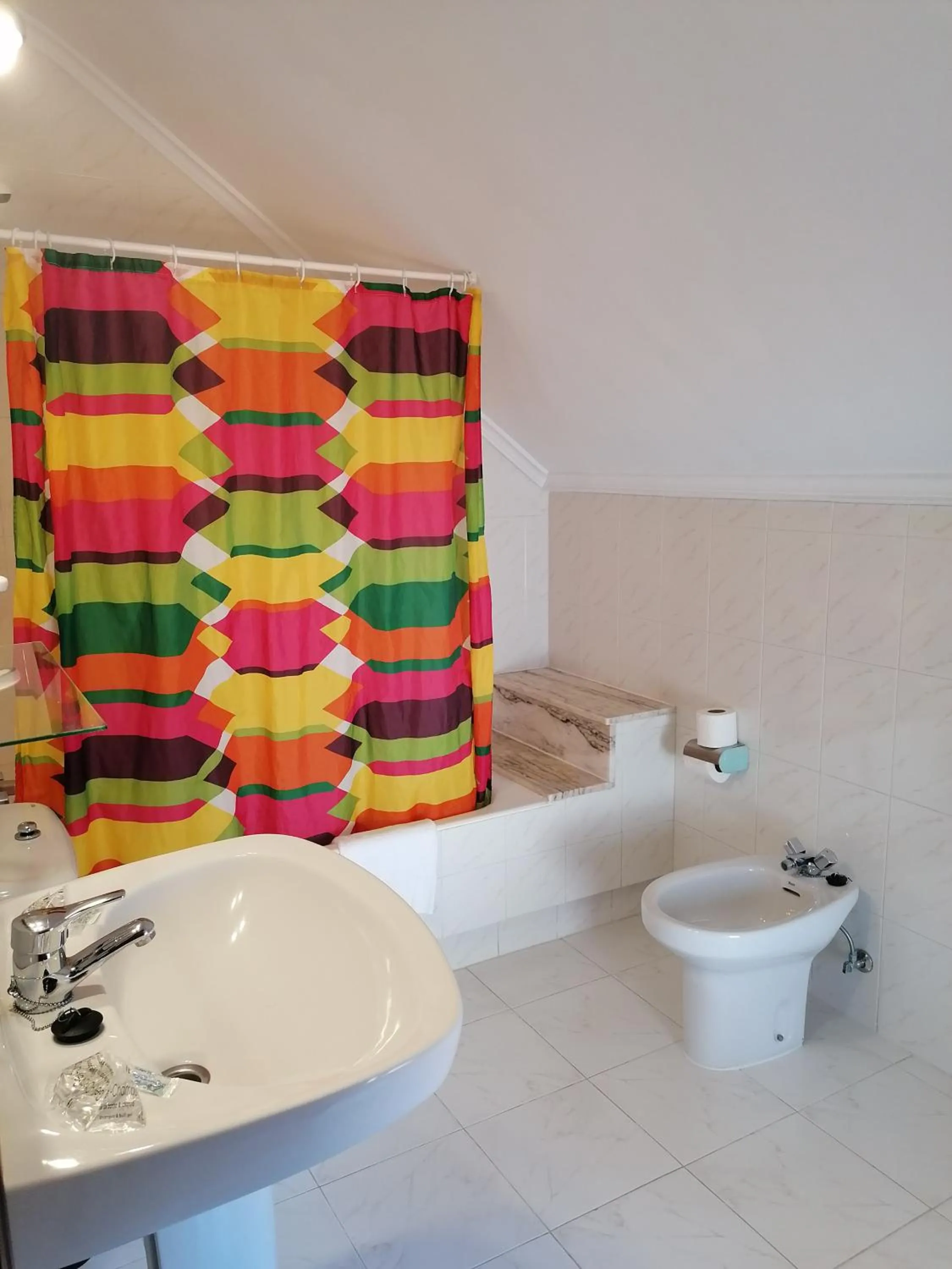 Bathroom in Apartamentos Regollera