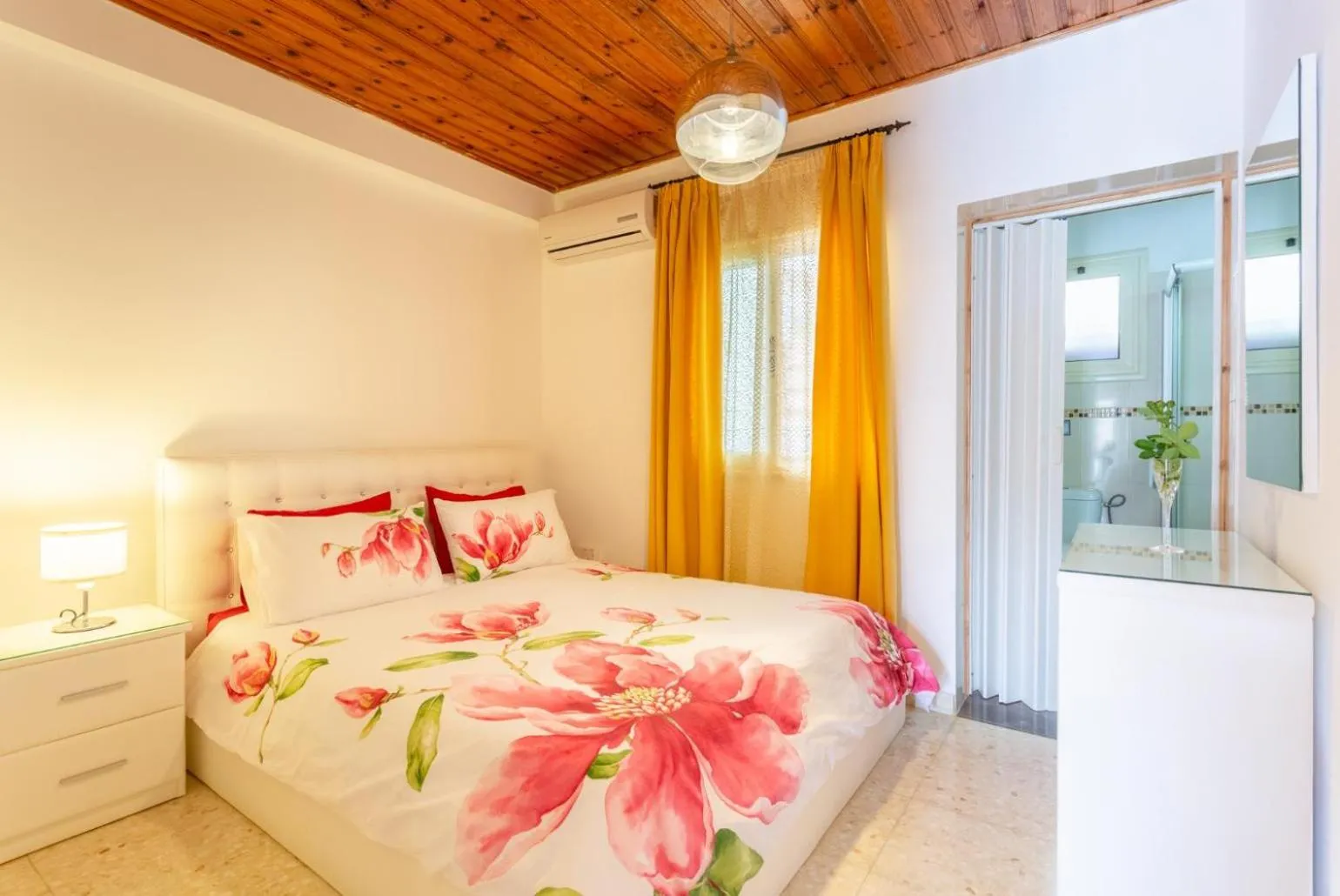 Other, Bed in Villa Constantinos