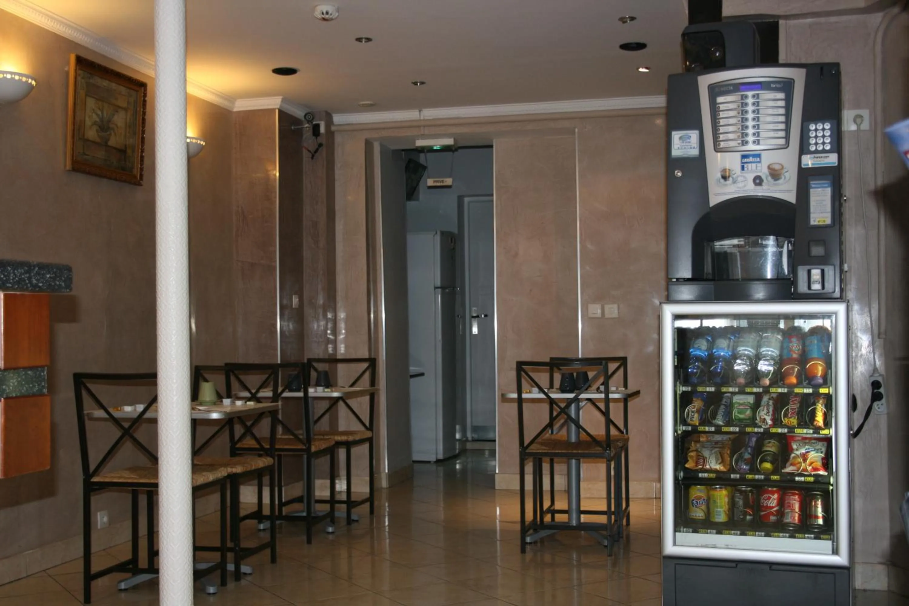 Restaurant/places to eat in Hôtel Viator