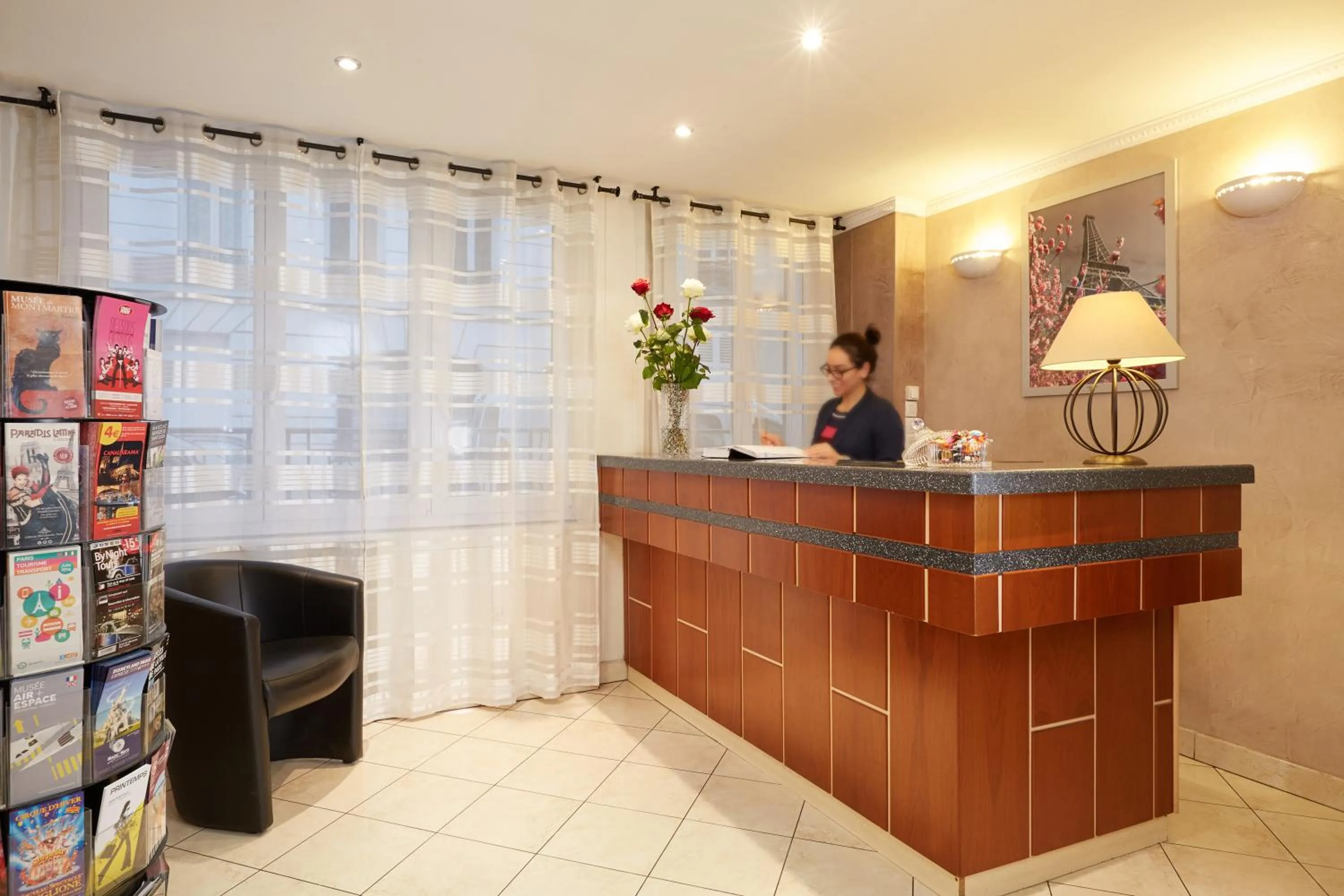 Lobby or reception in Hôtel Viator