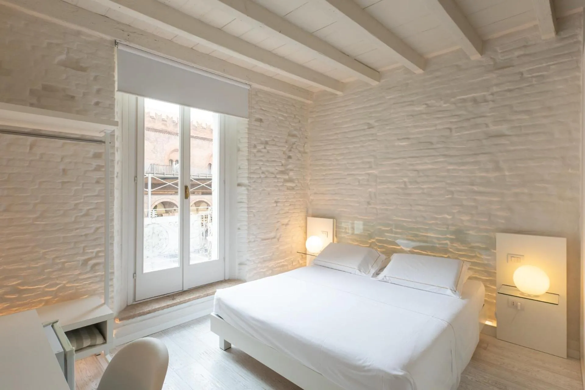 Bed in Scaravelli Residenza