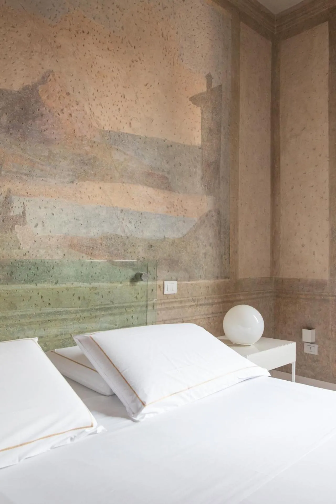 Bed in Scaravelli Residenza