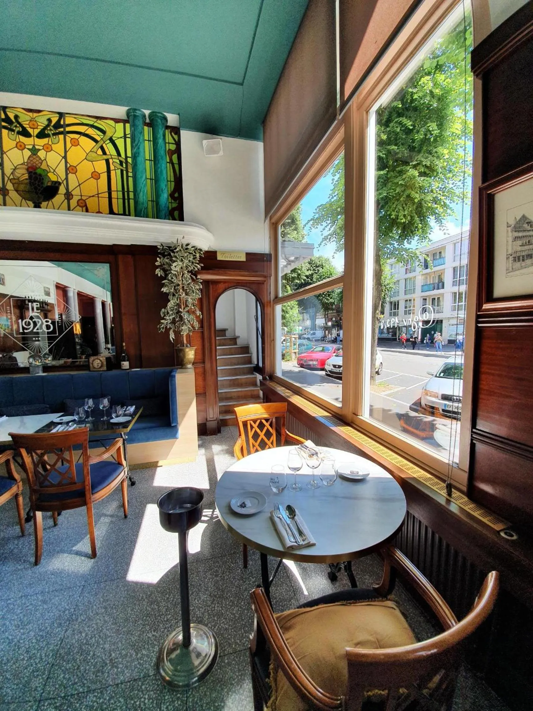 Restaurant/places to eat in Grand Hôtel de Valenciennes