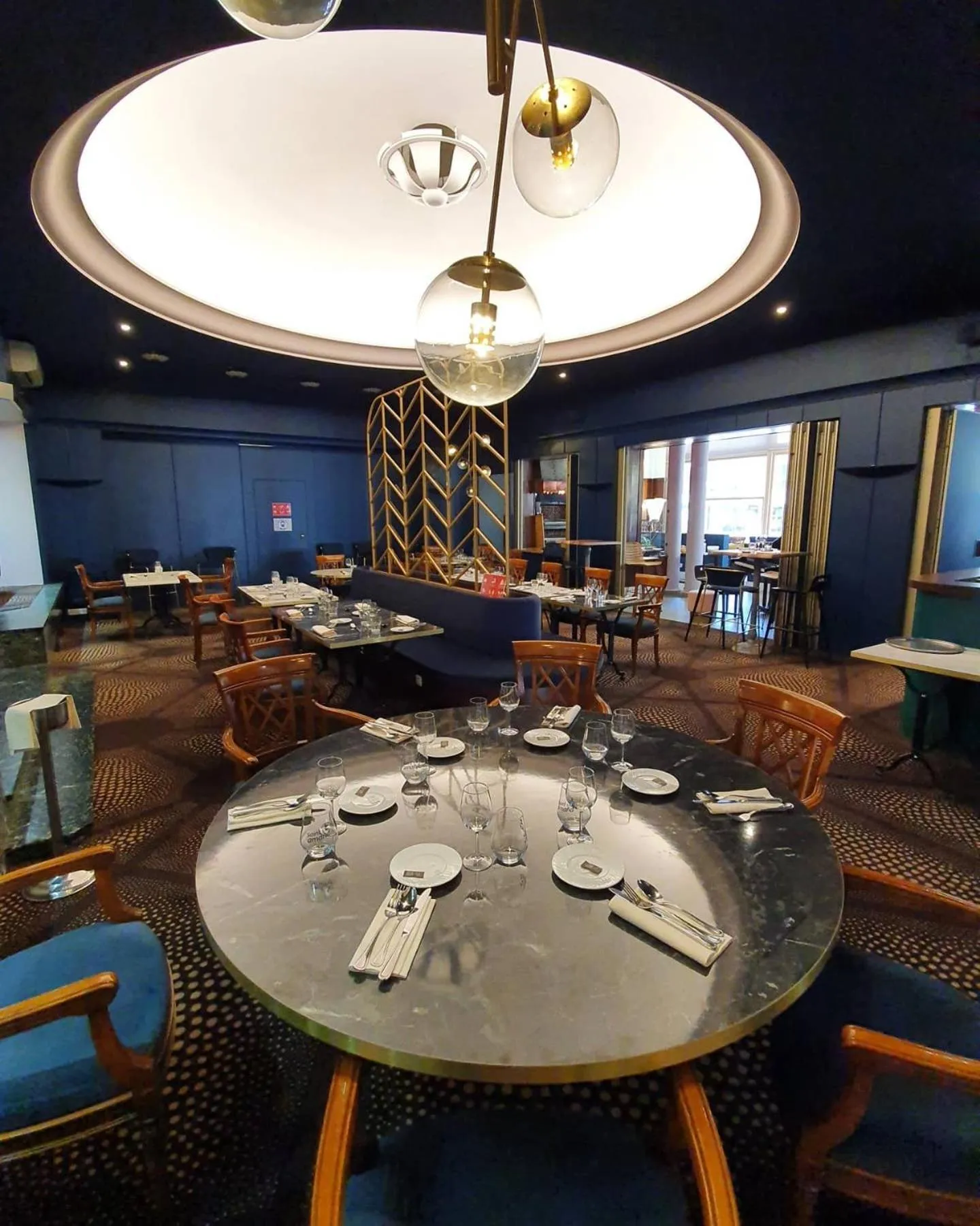 Restaurant/places to eat in Grand Hôtel de Valenciennes