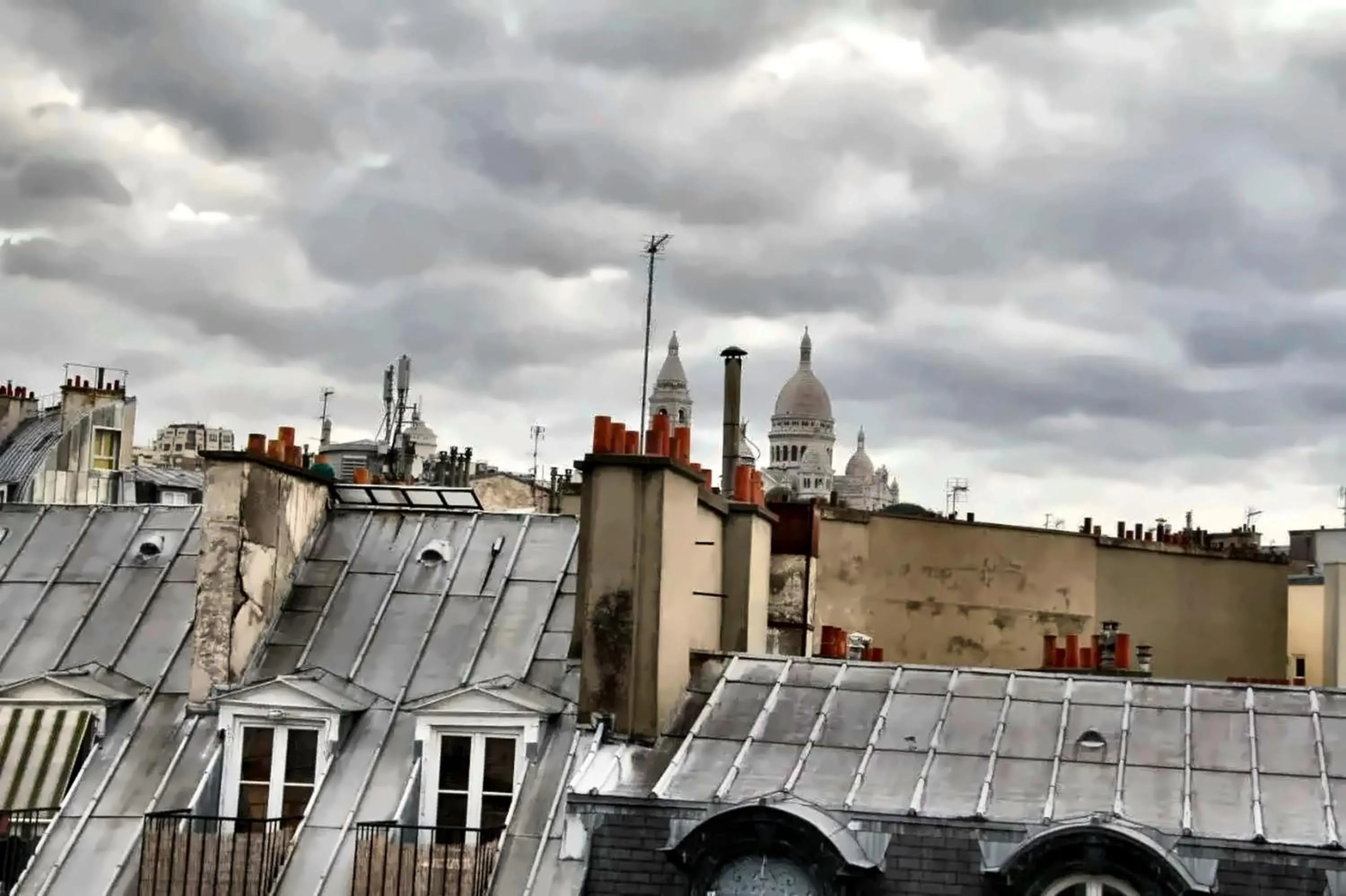 City view in Hotel Royal Mansart