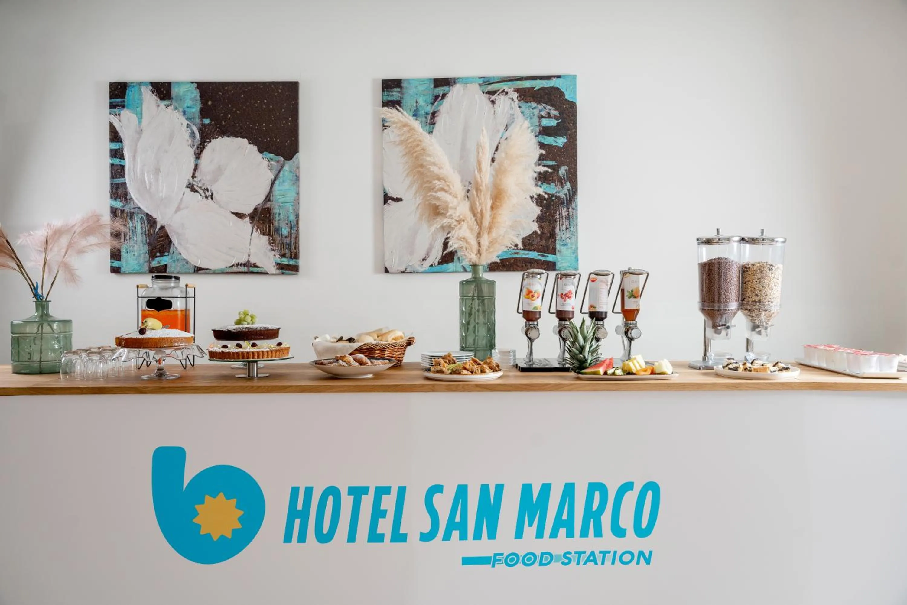 Restaurant/places to eat in Hotel San Marco