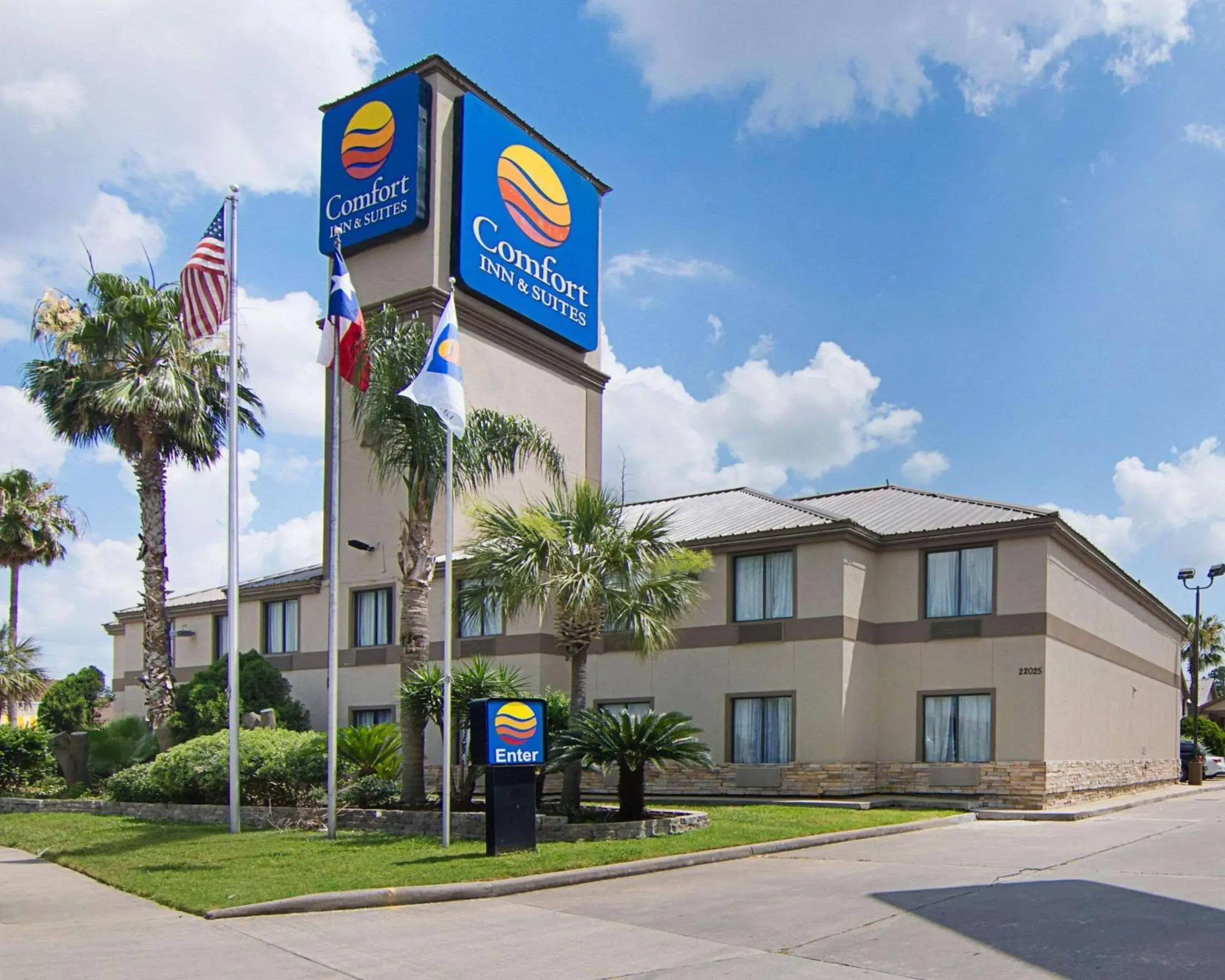 Property building in Comfort Inn & Suites Houston West-Katy Property building in Comfort Inn & Suites Houston West-Katy