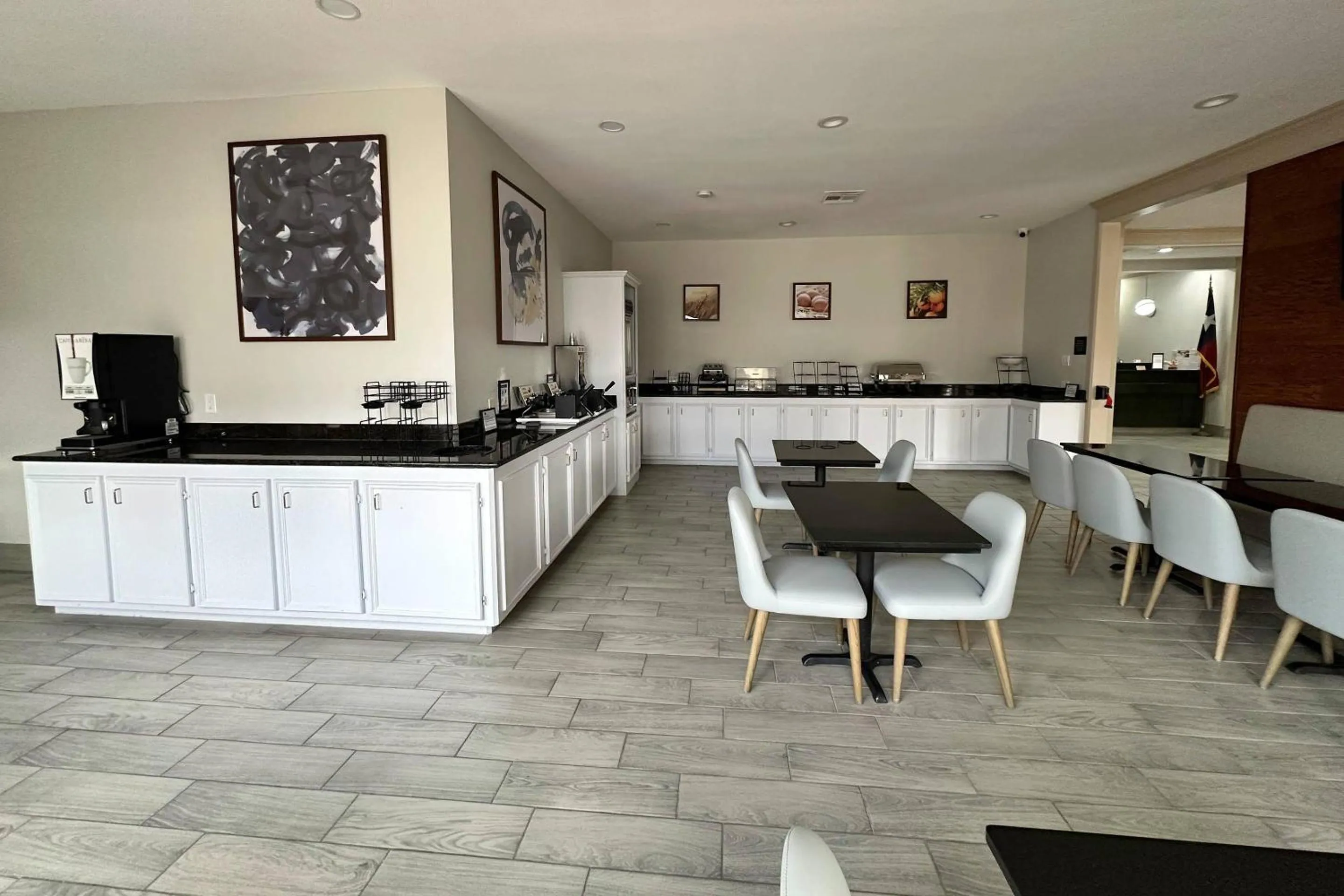 Breakfast in Comfort Inn & Suites Houston West-Katy